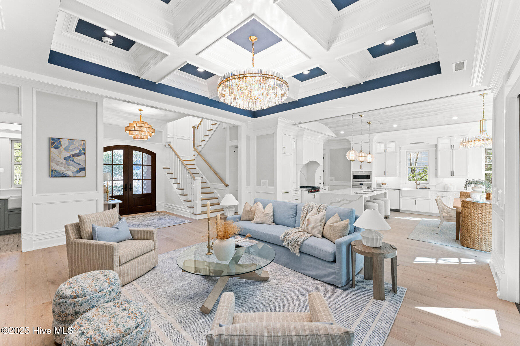 100401243 | Photo 11