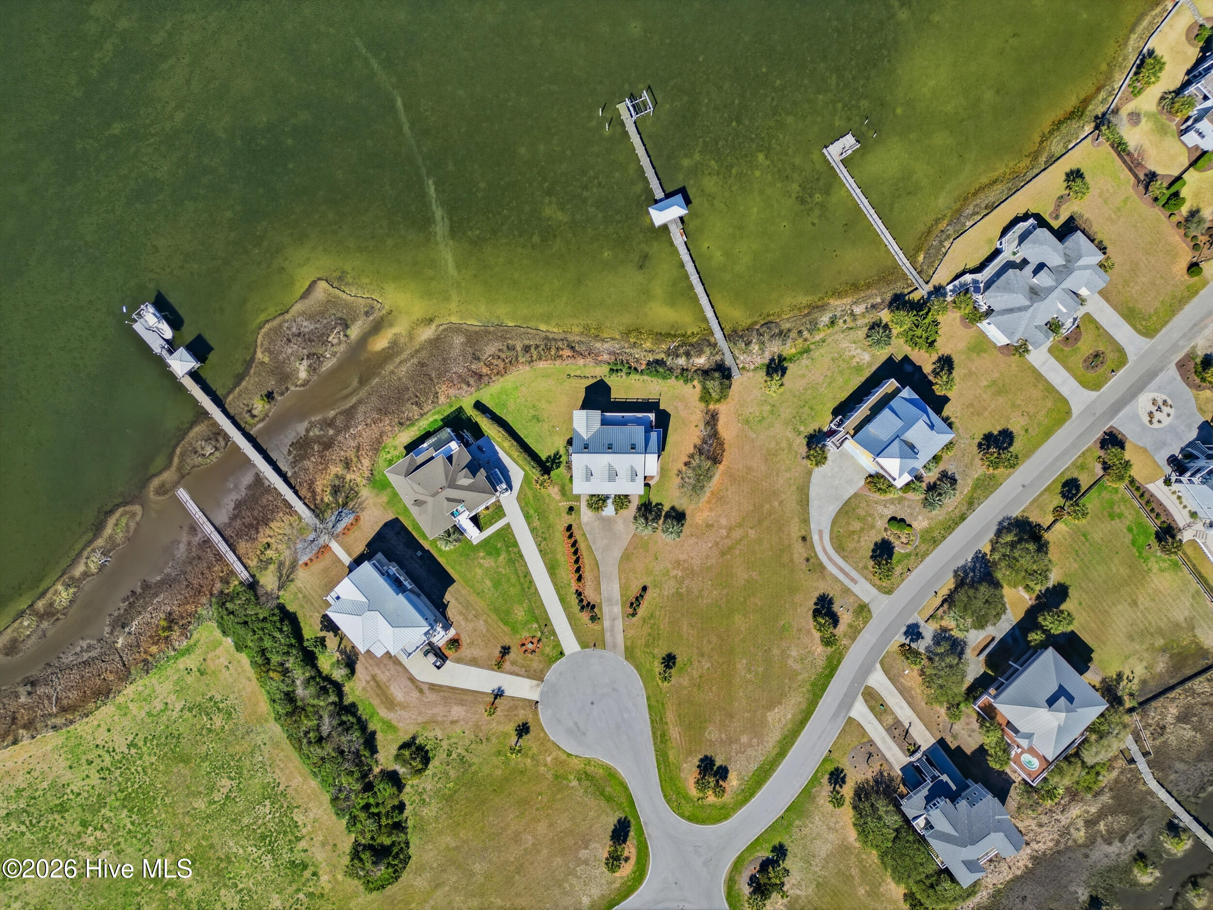 100561994 | Photo 89