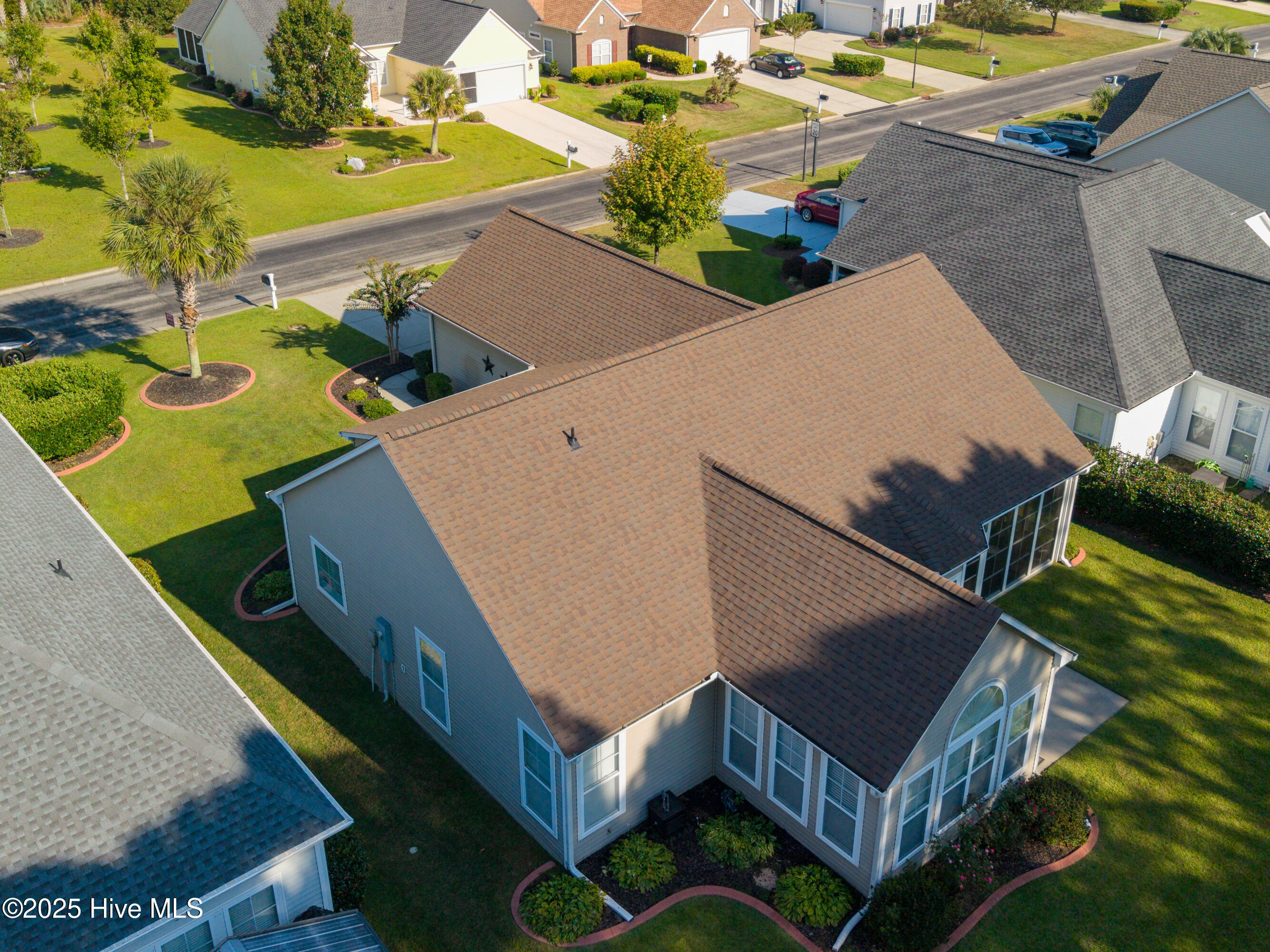 100519140 | Photo 28