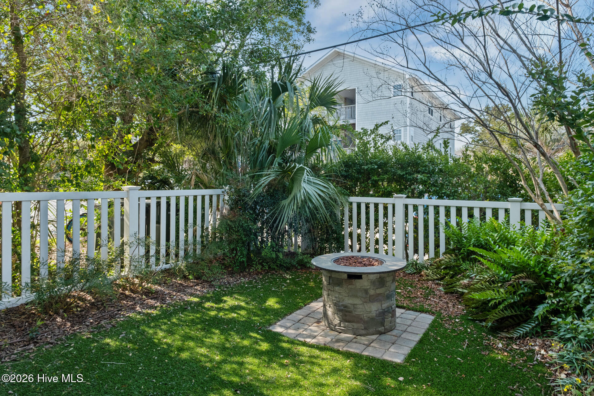 100567565 | Photo 50