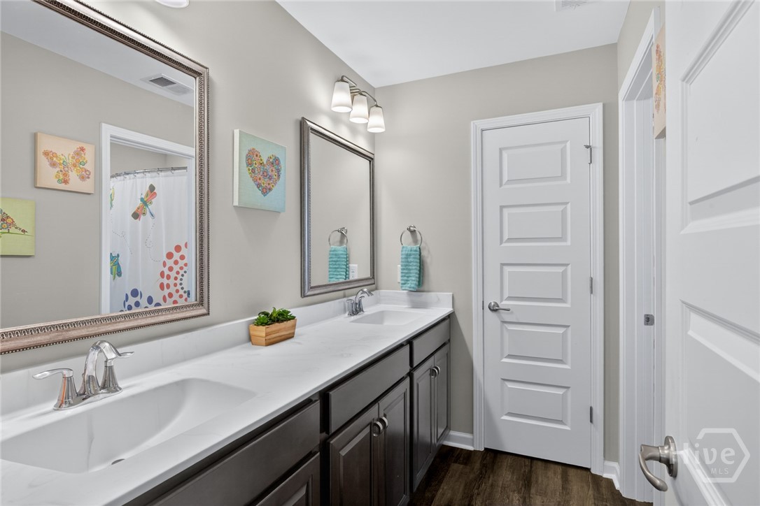 Full Guest Bath