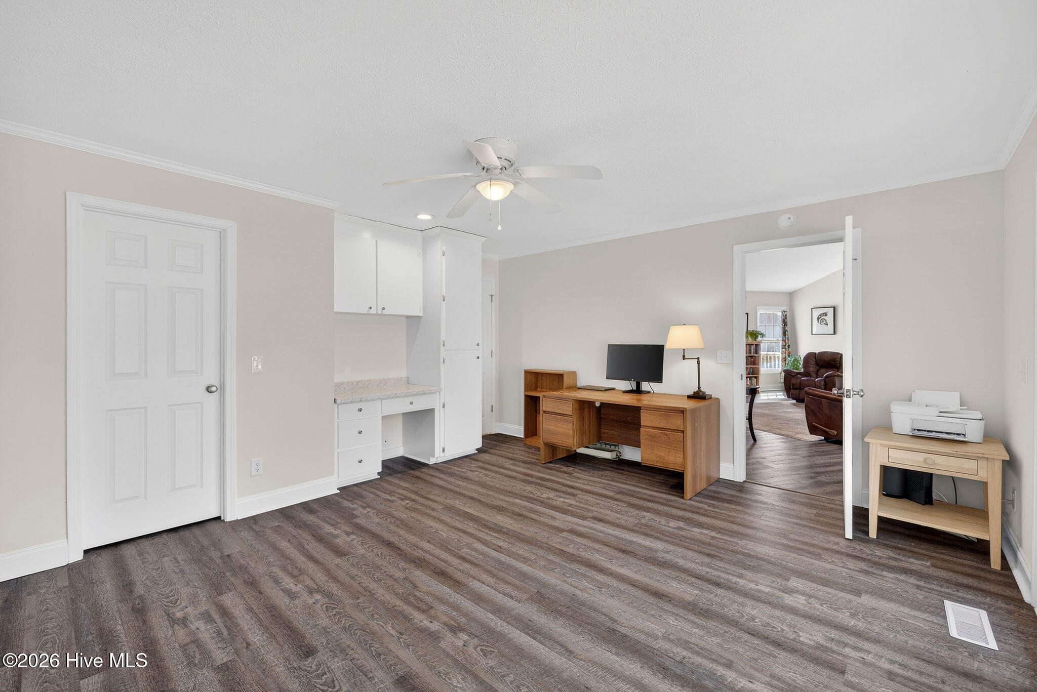 100552552 | Photo 23