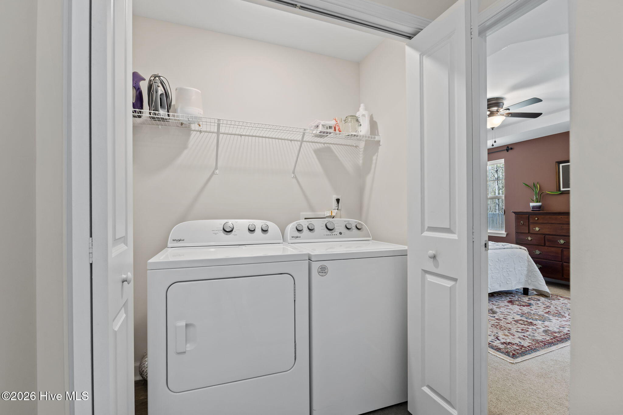 100563188 | Photo 32