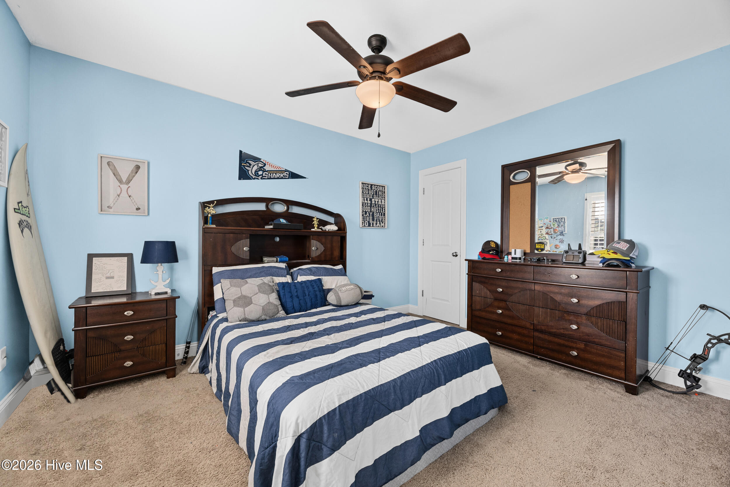 100564853 | Photo 34