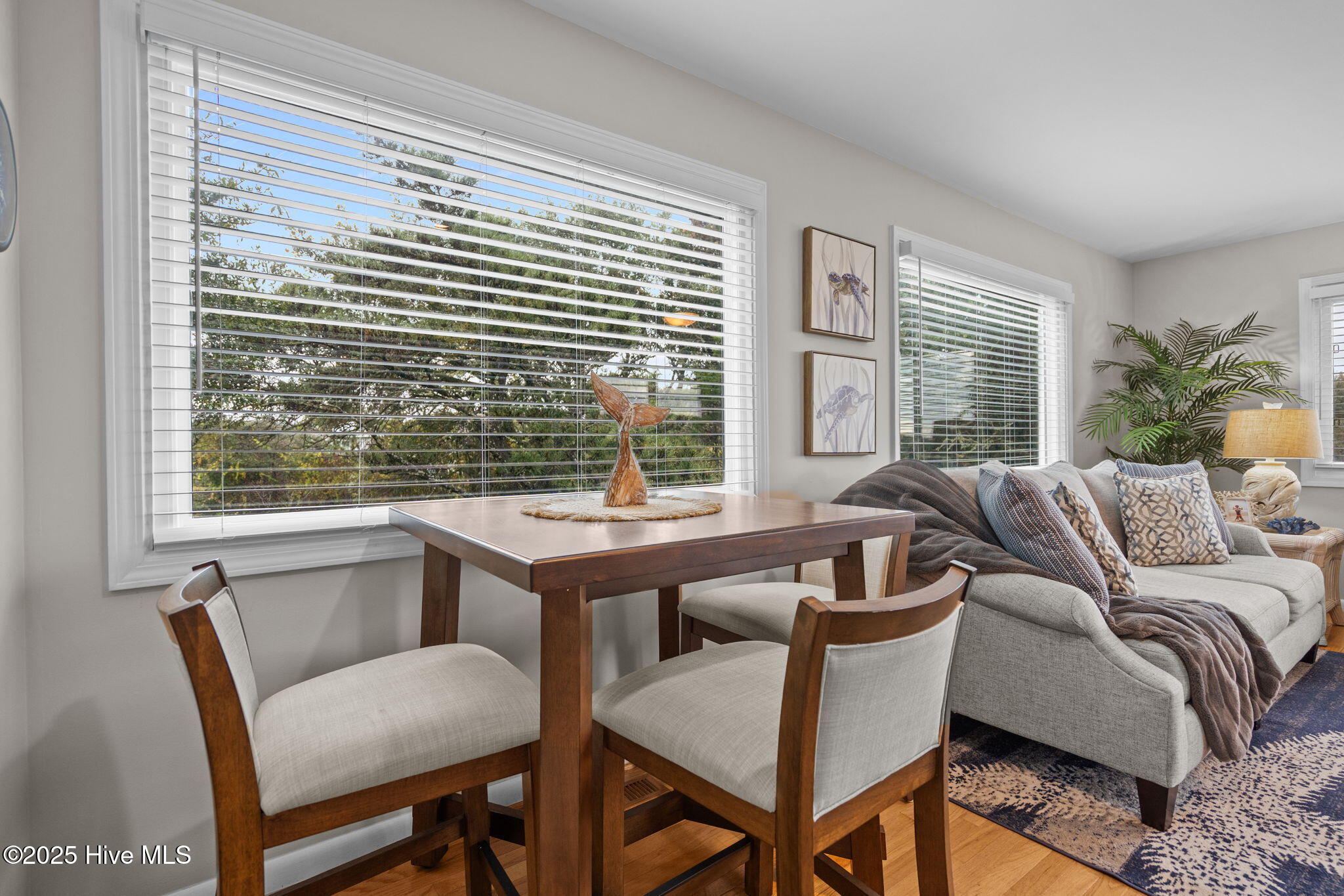 100539622 | Photo 14