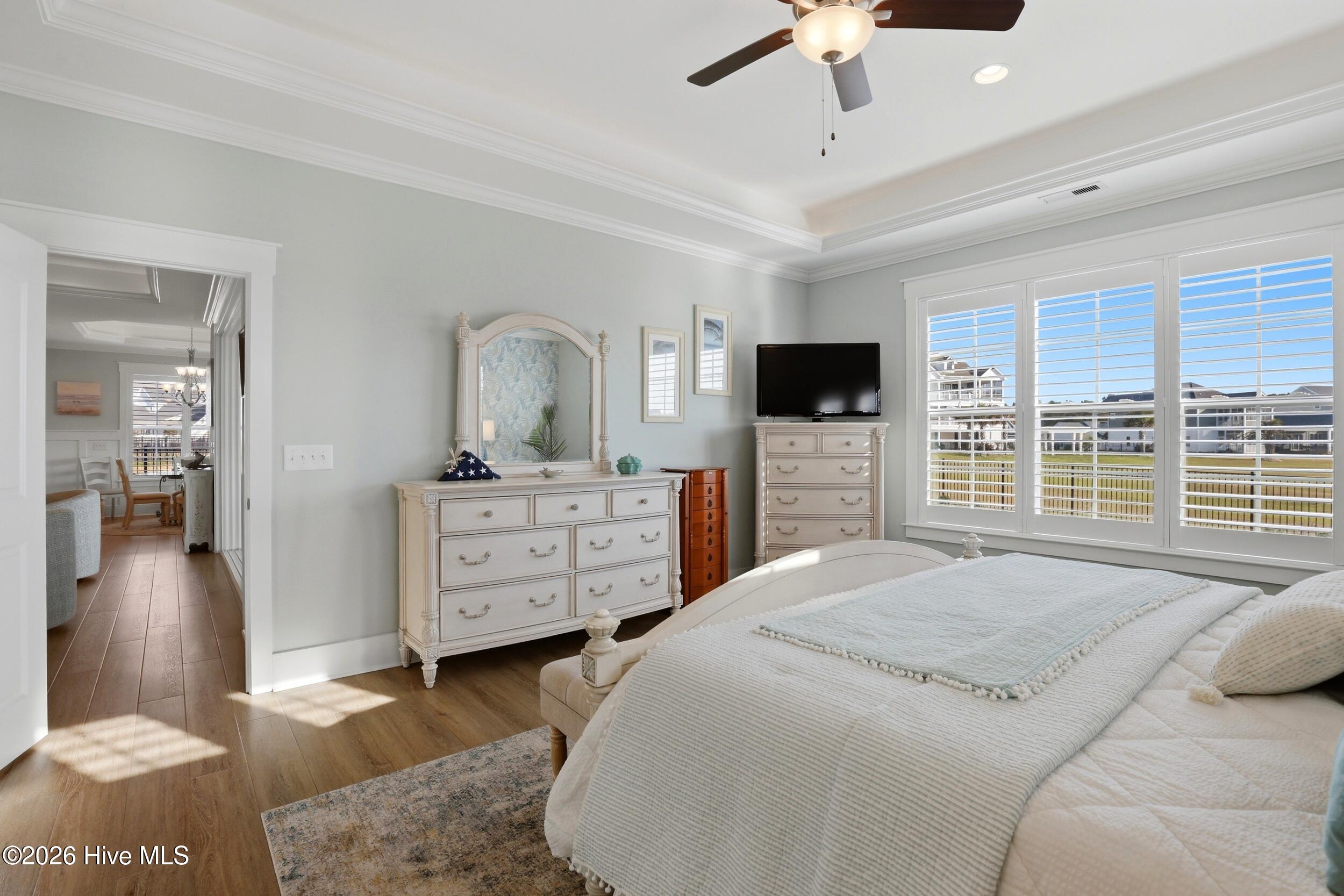 100562298 | Photo 33