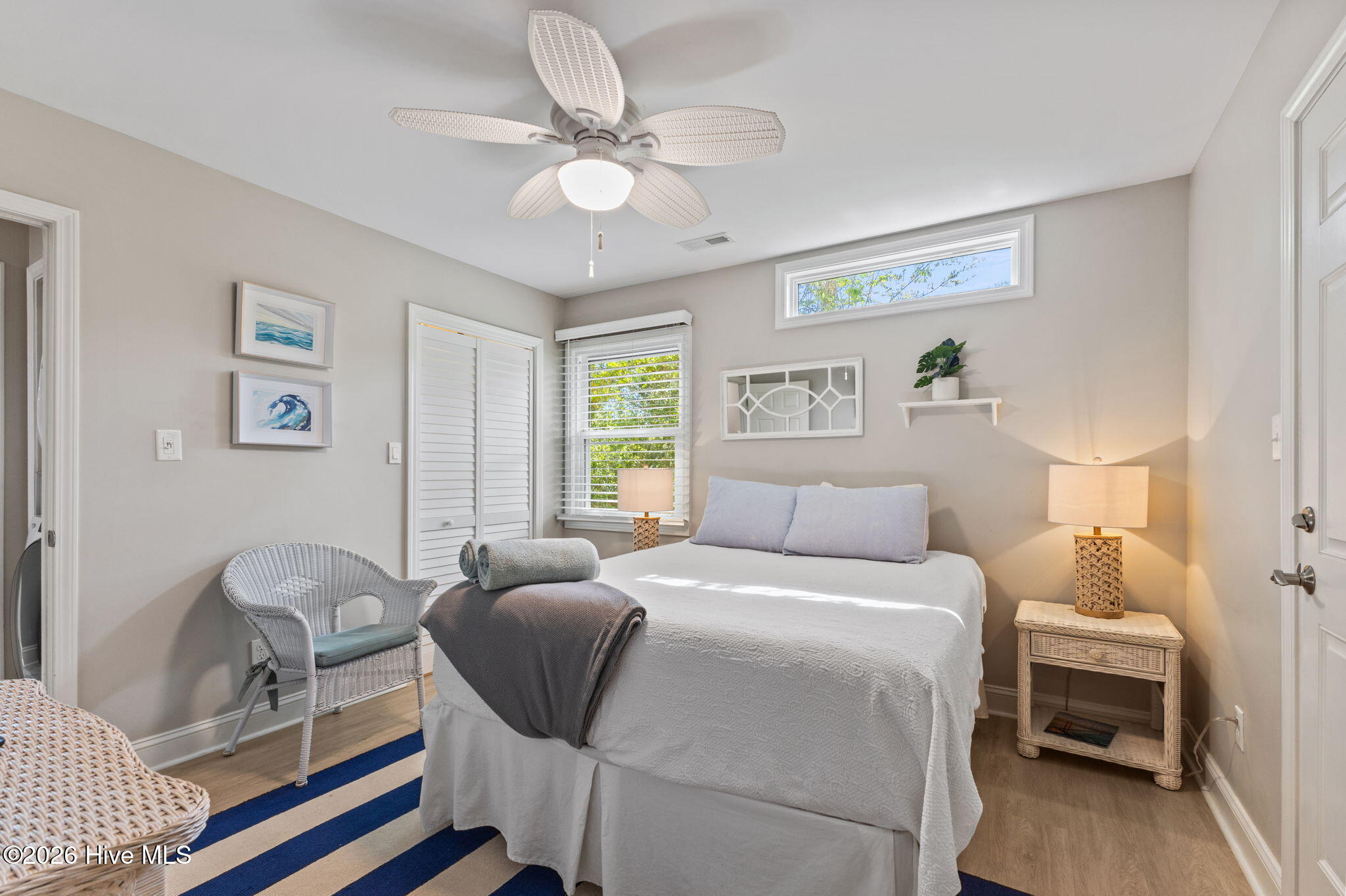 100568584 | Photo 29