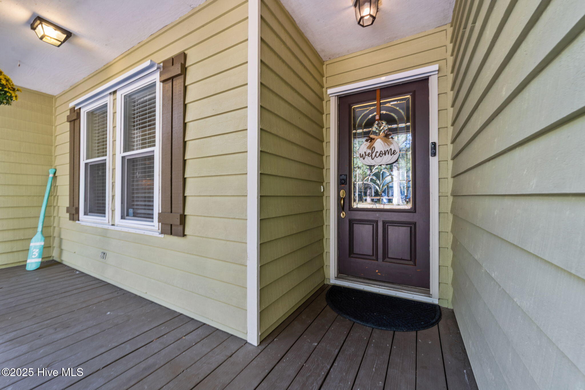 100533176 | Photo 15