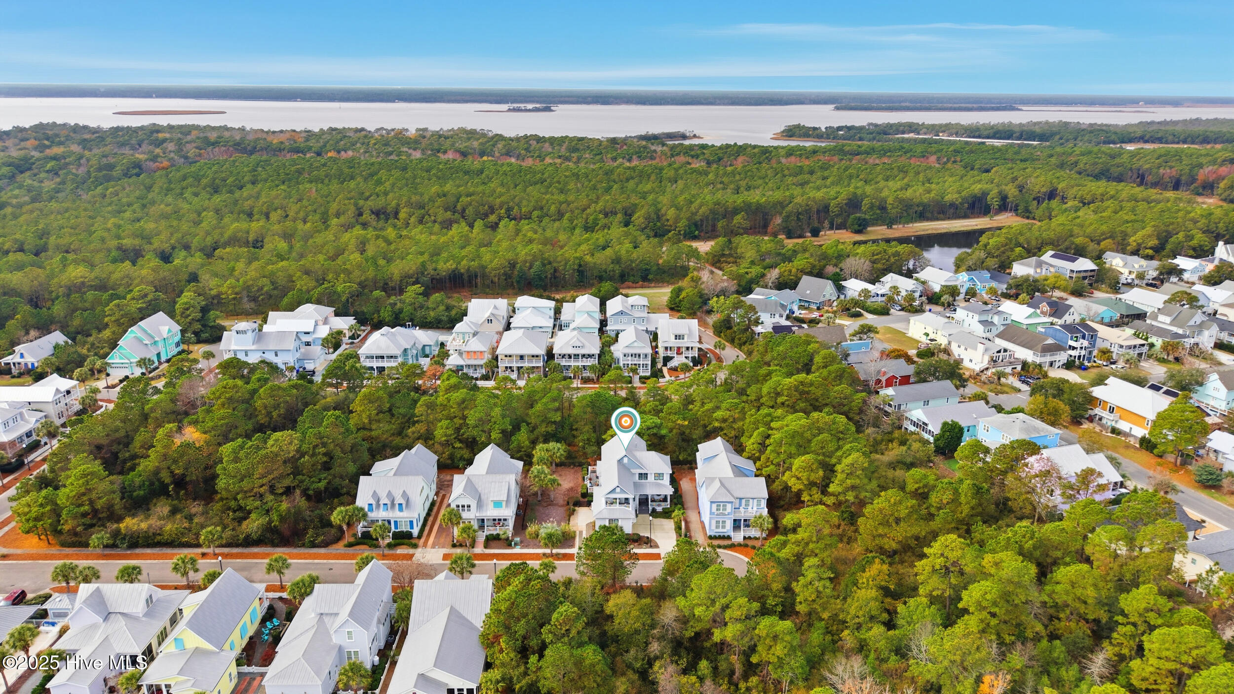 100543179 | Photo 76