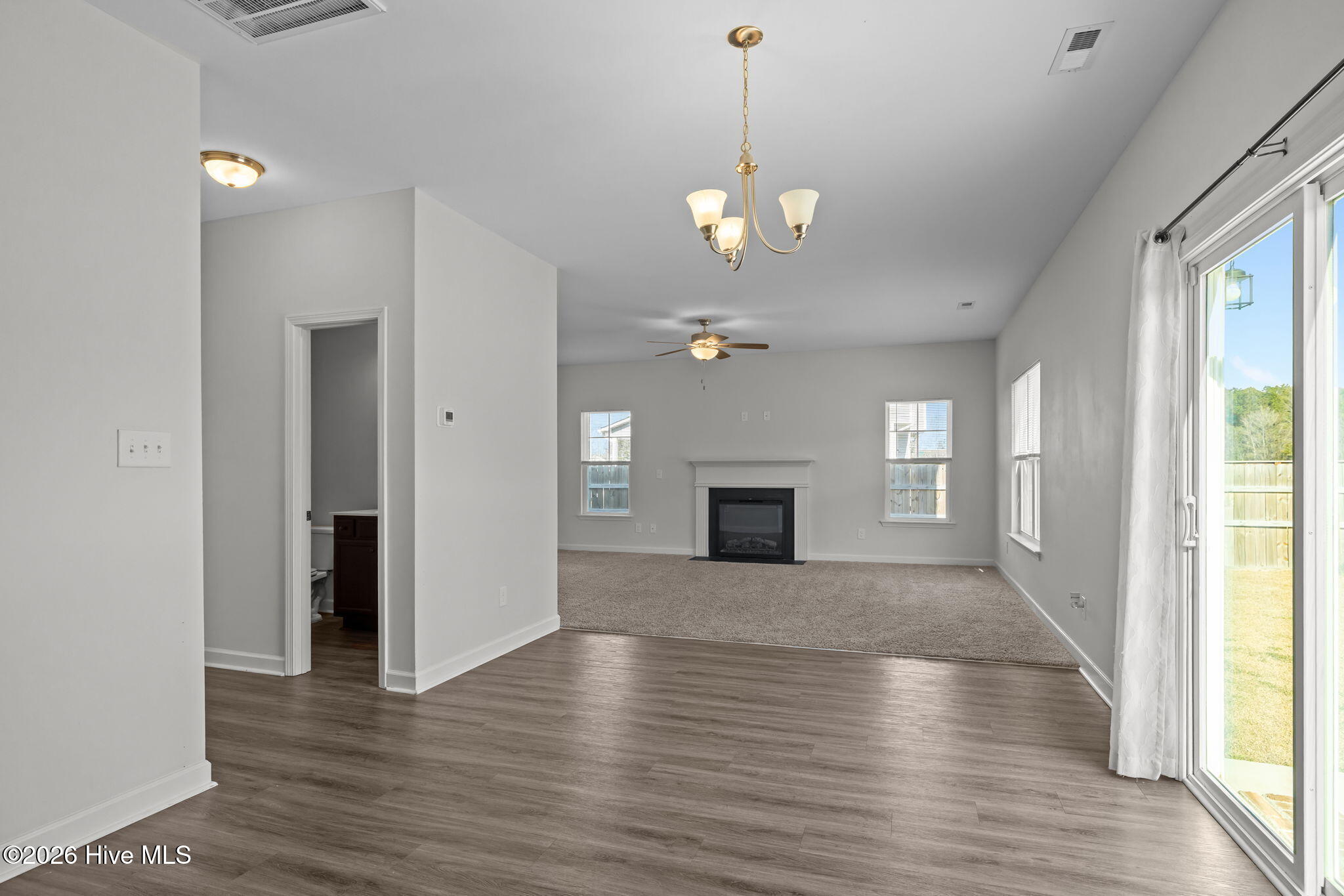 309 Sunrose Drive, Maysville, NC 28555 – photo 14: 12-web-or-mls-1S3A6520