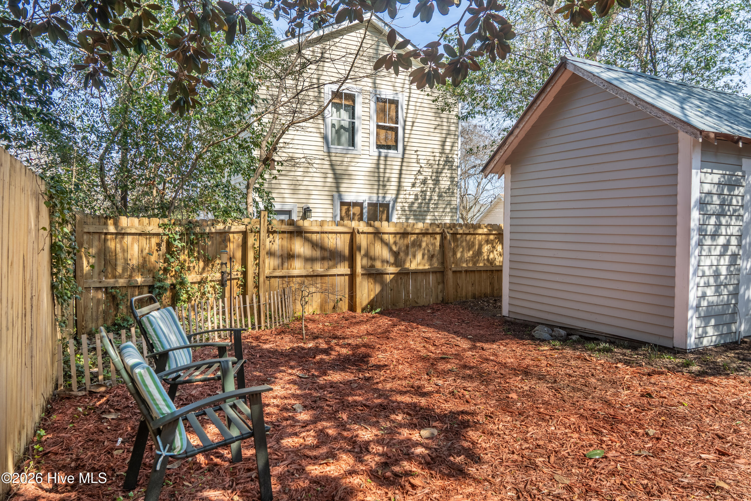 100559756 | Photo 30