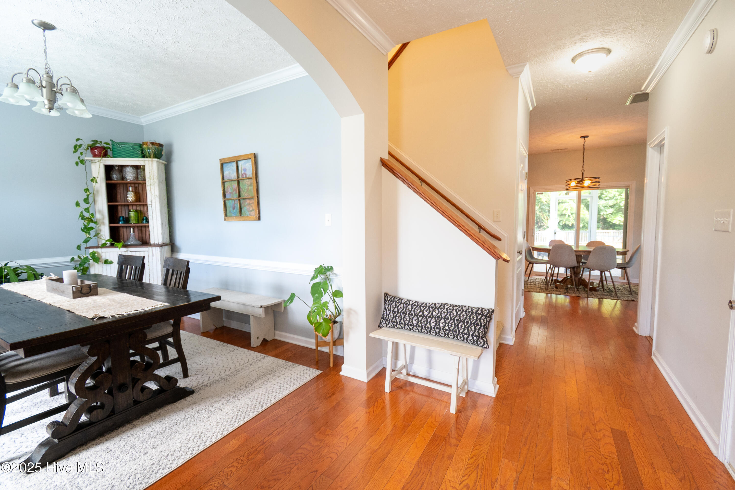 100528578 | Photo 23