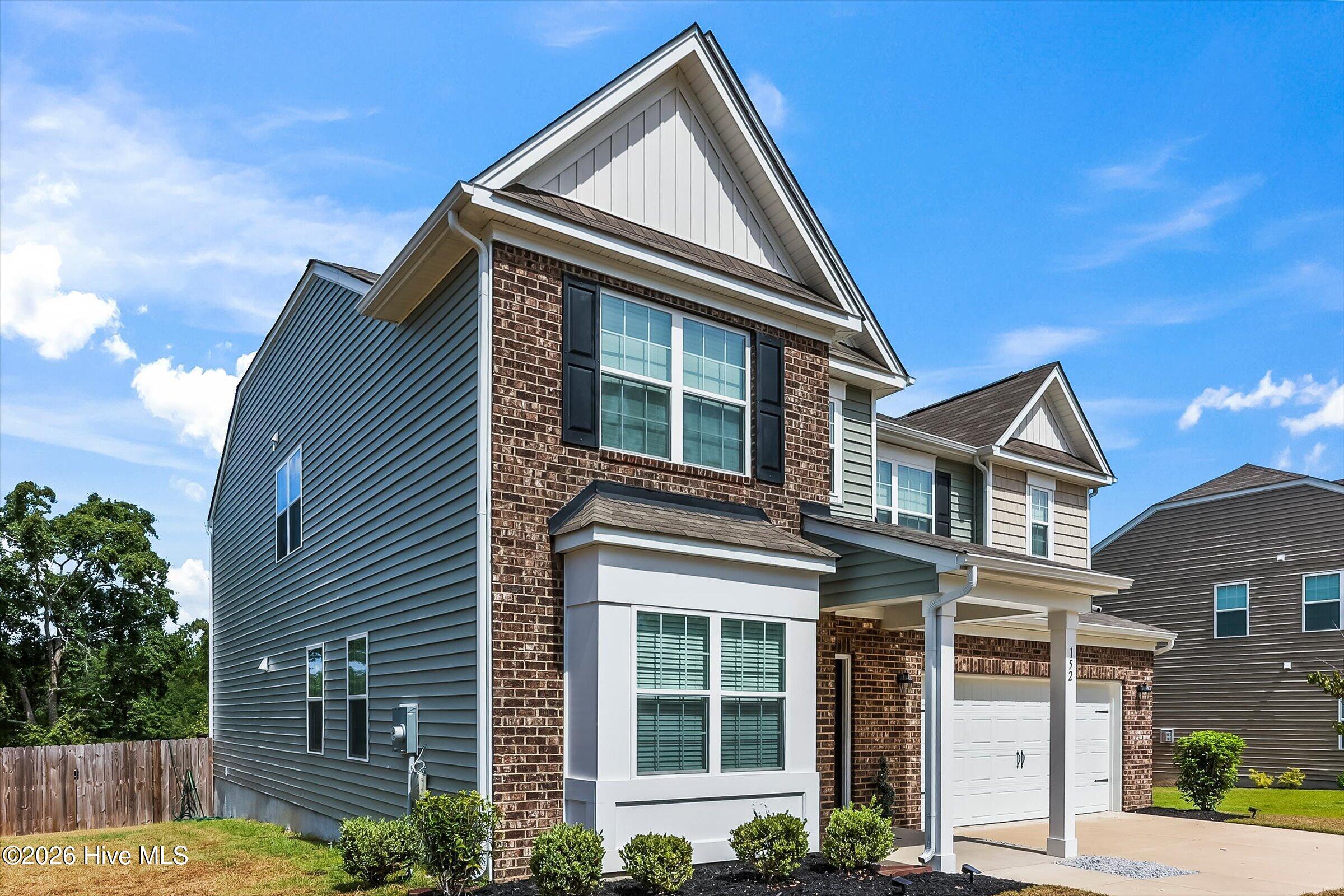 Photo 2 of Single family home for sale at 152 Southern Lake Ct, Camden, SC 29020 | MLS# 100606191 | Listing updated on 2026-09-30