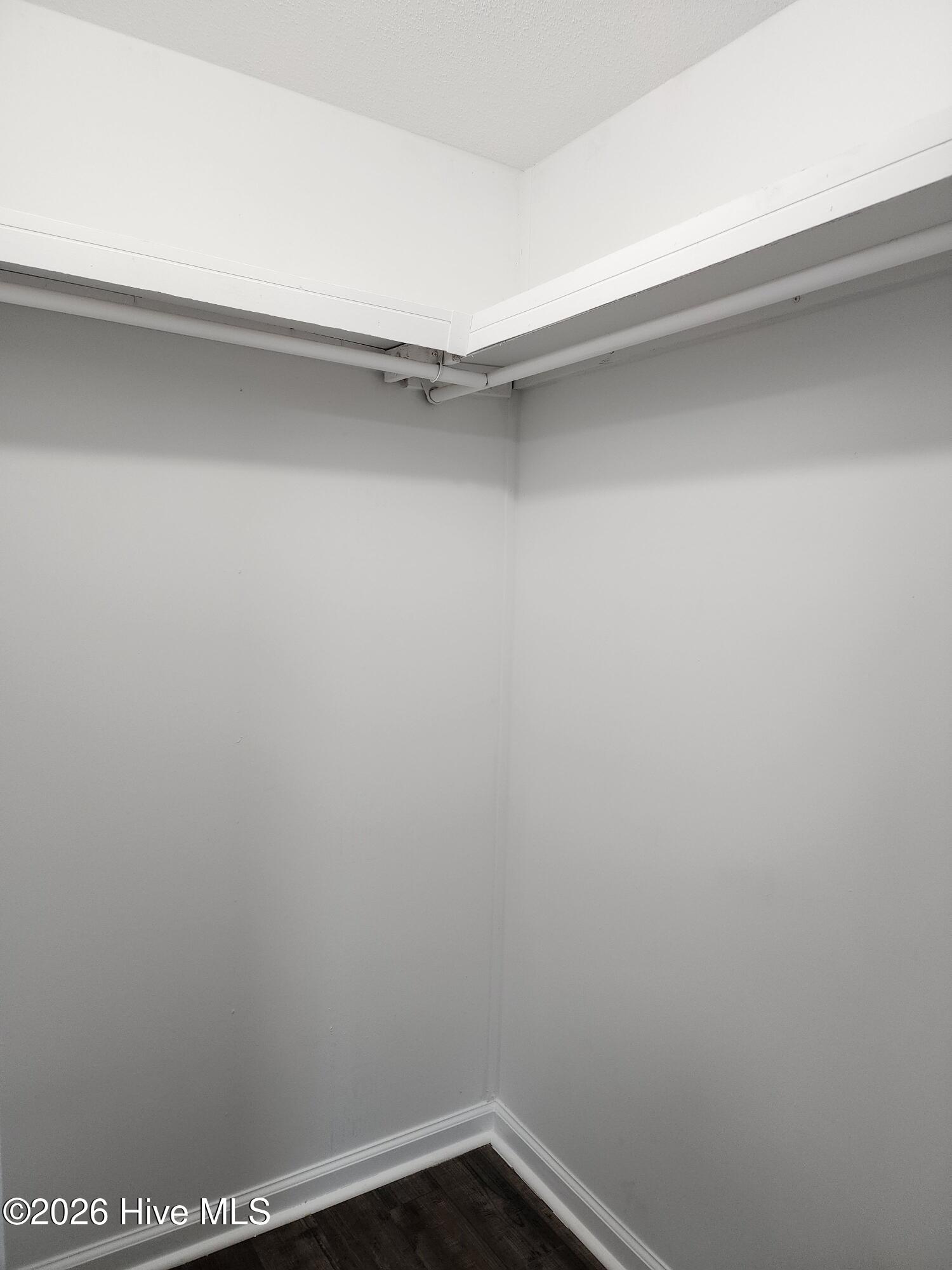 100553794 | Photo 17