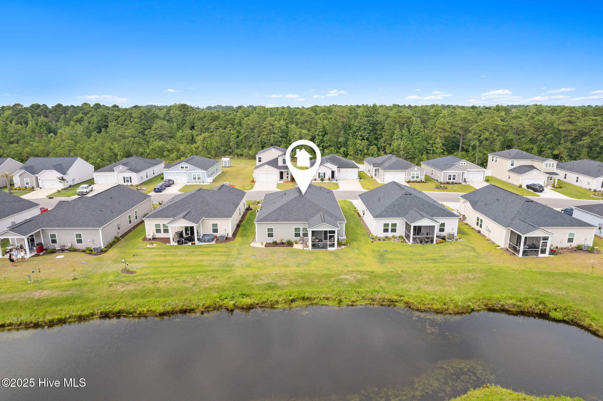 100516029 | Photo 37