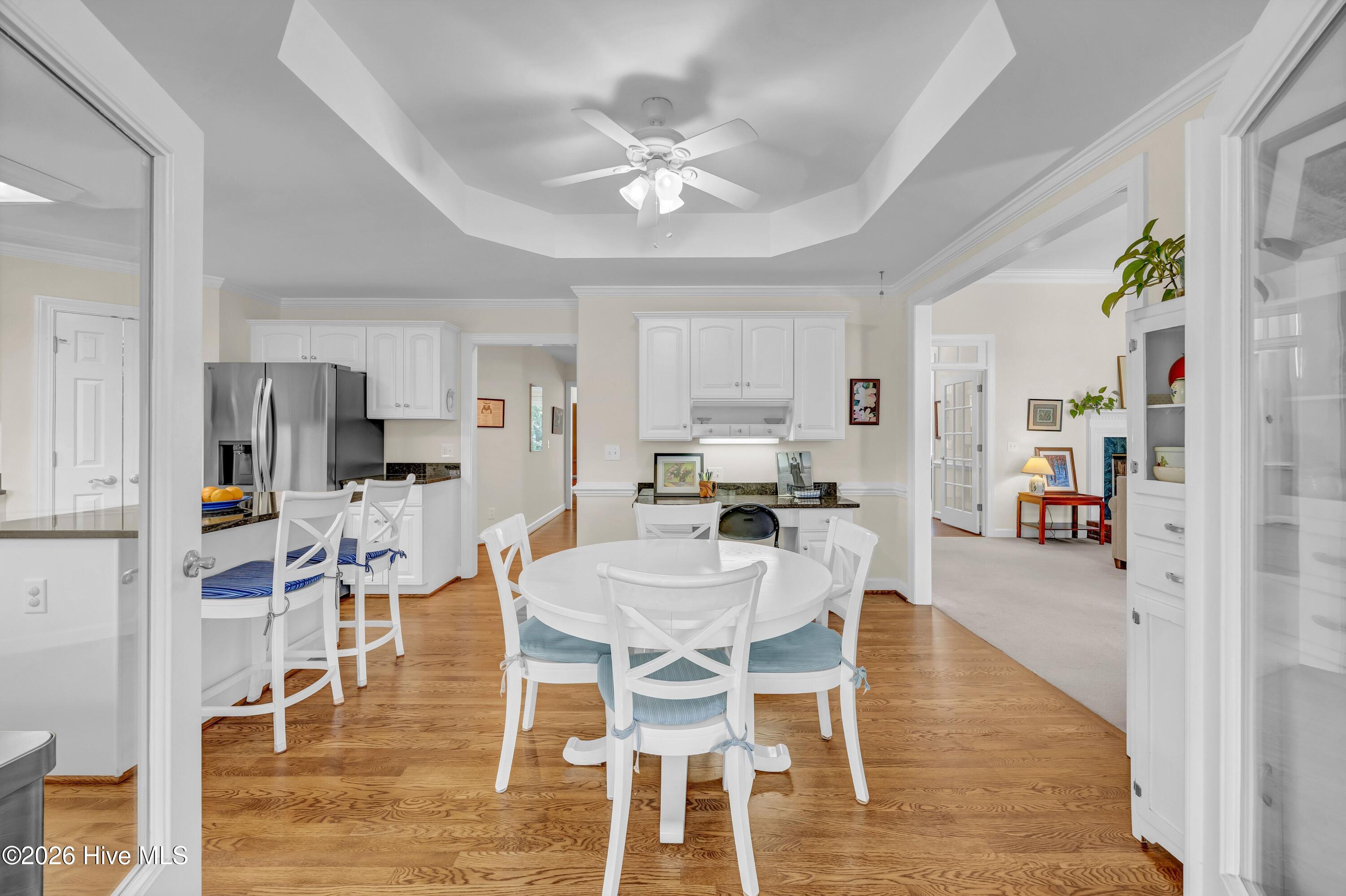 100566684 | Photo 19