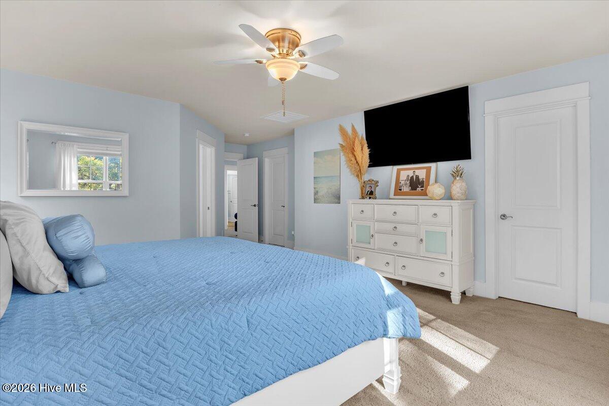 100551826 | Photo 46