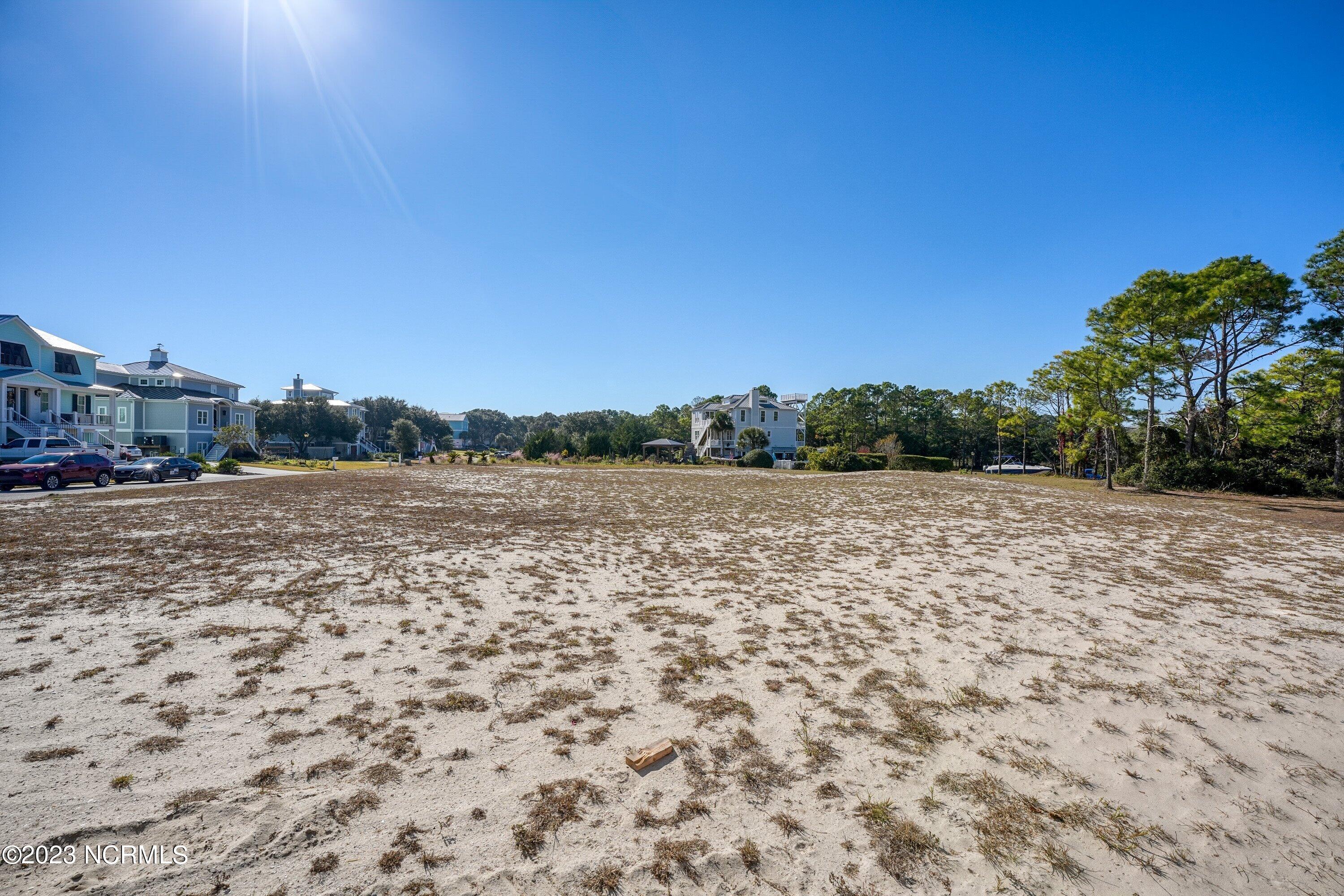 100506089 | Photo 14