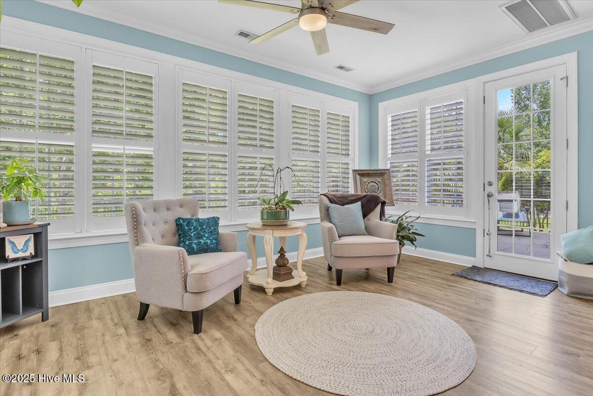 100544439 | Photo 21