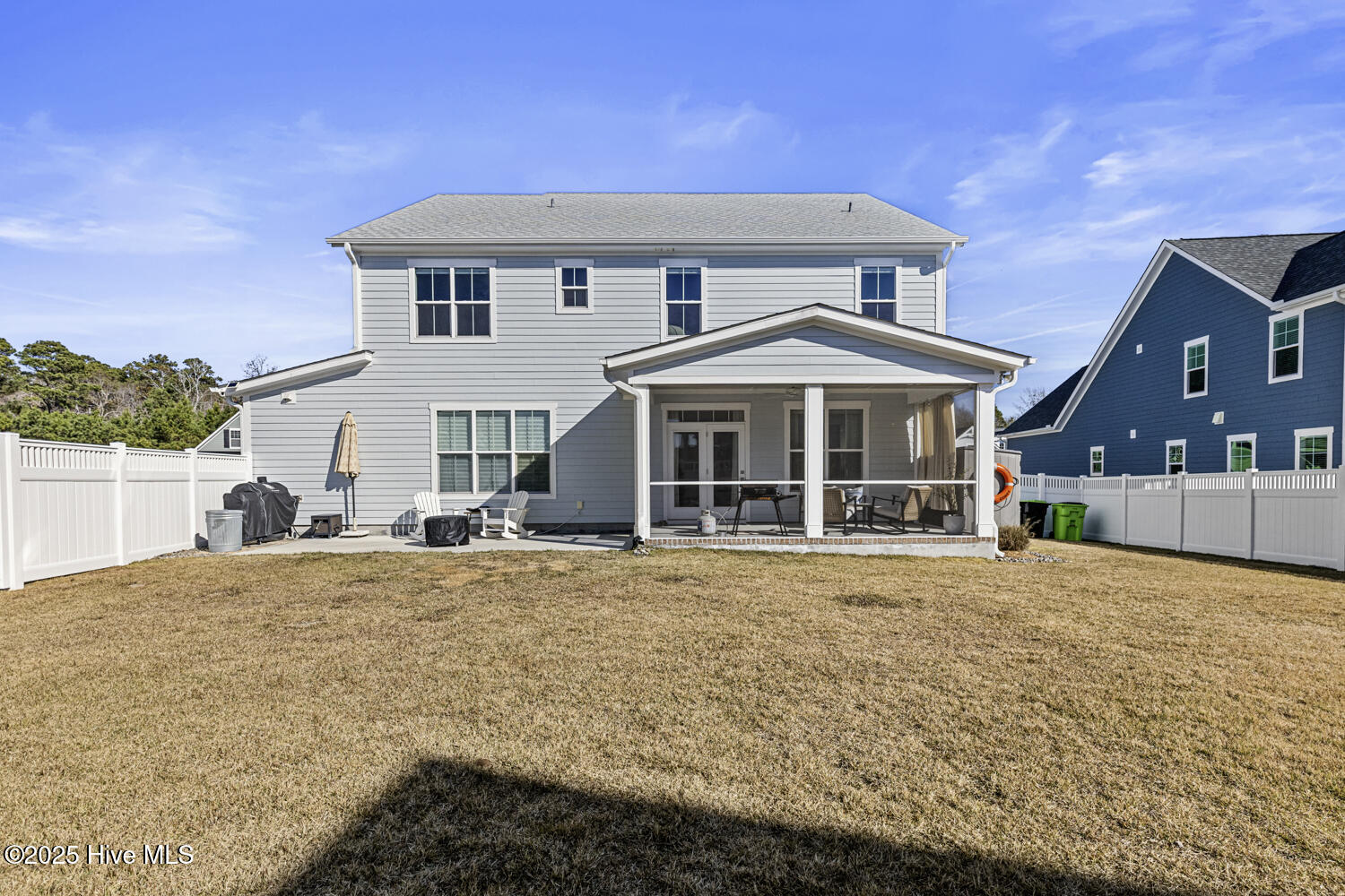 100545197 | Photo 65