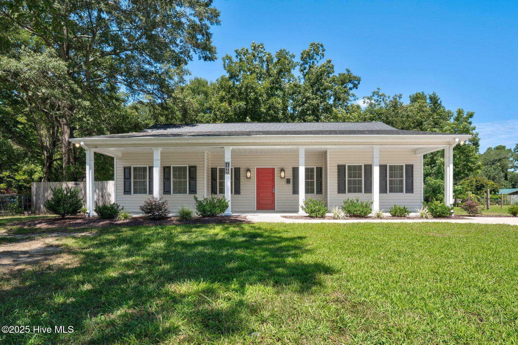 Homes for sale in Enfield, NC | 406 S Dennis St, Enfield, NC 27823 | MLS# 100536058