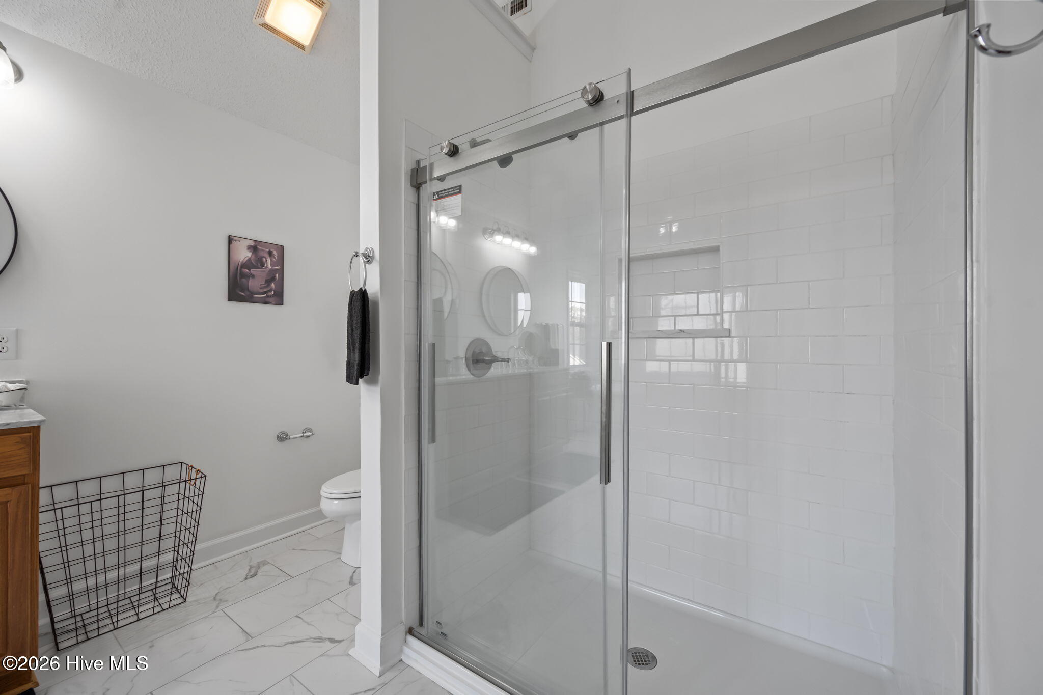 100547961 | Photo 25