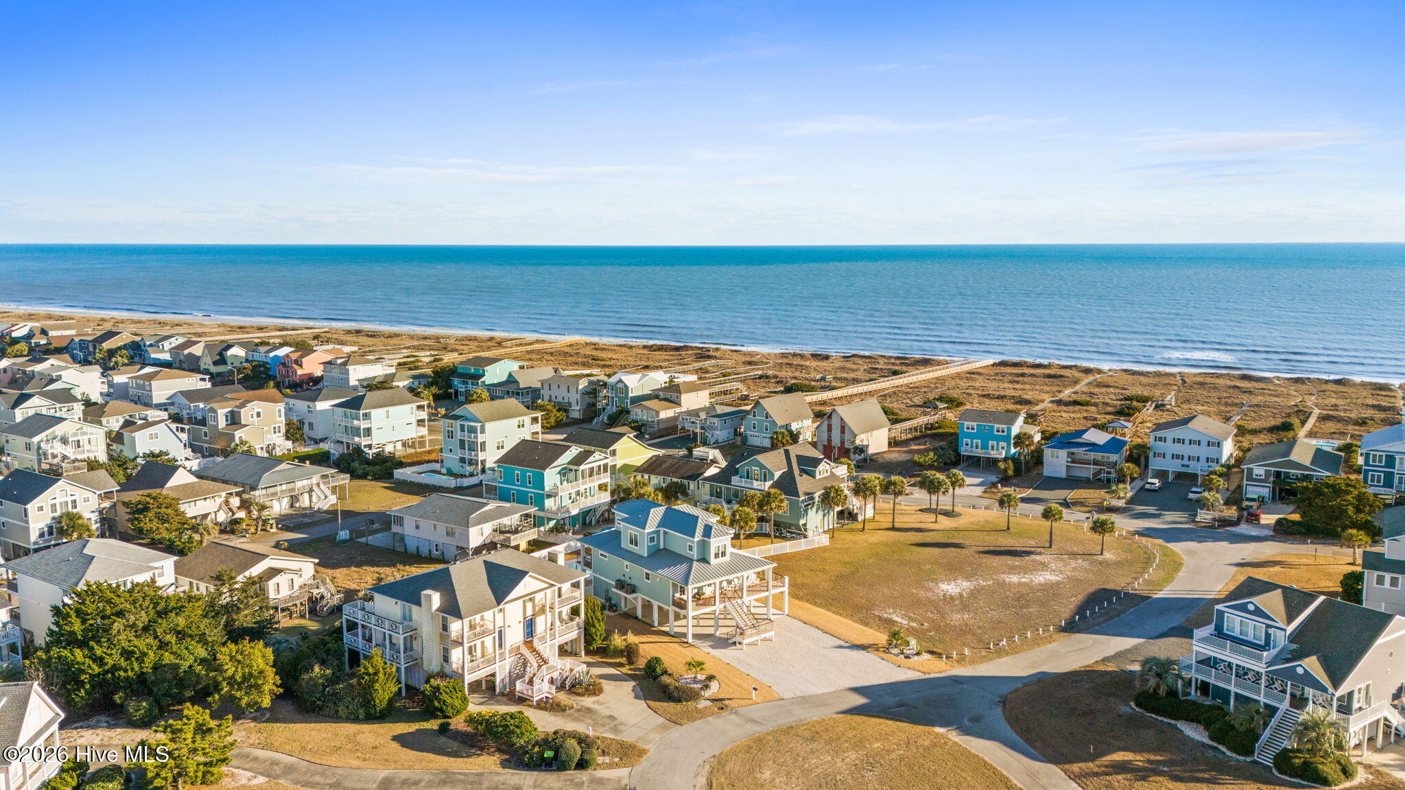 100550371 | Photo 63