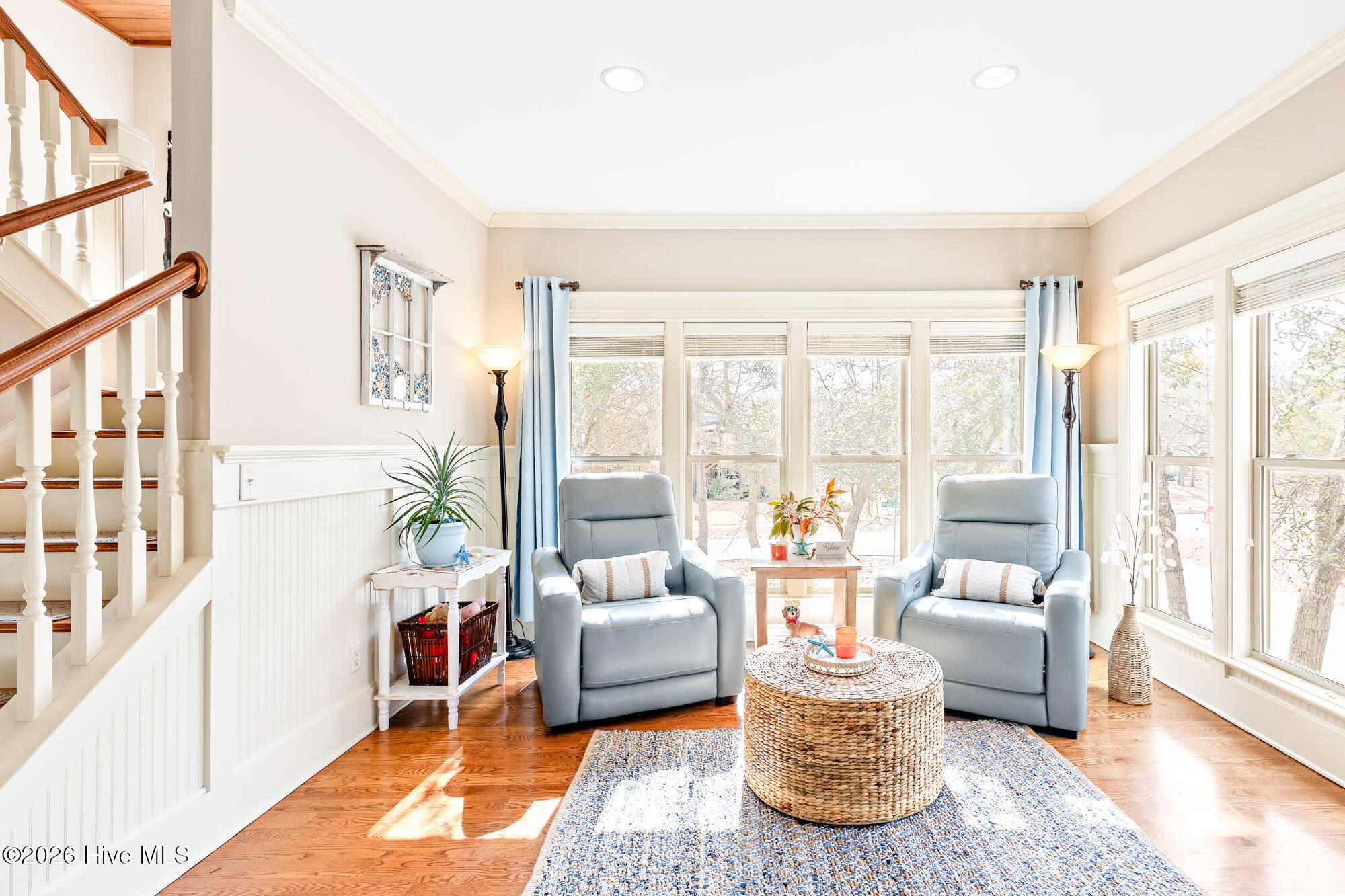 100554367 | Photo 11