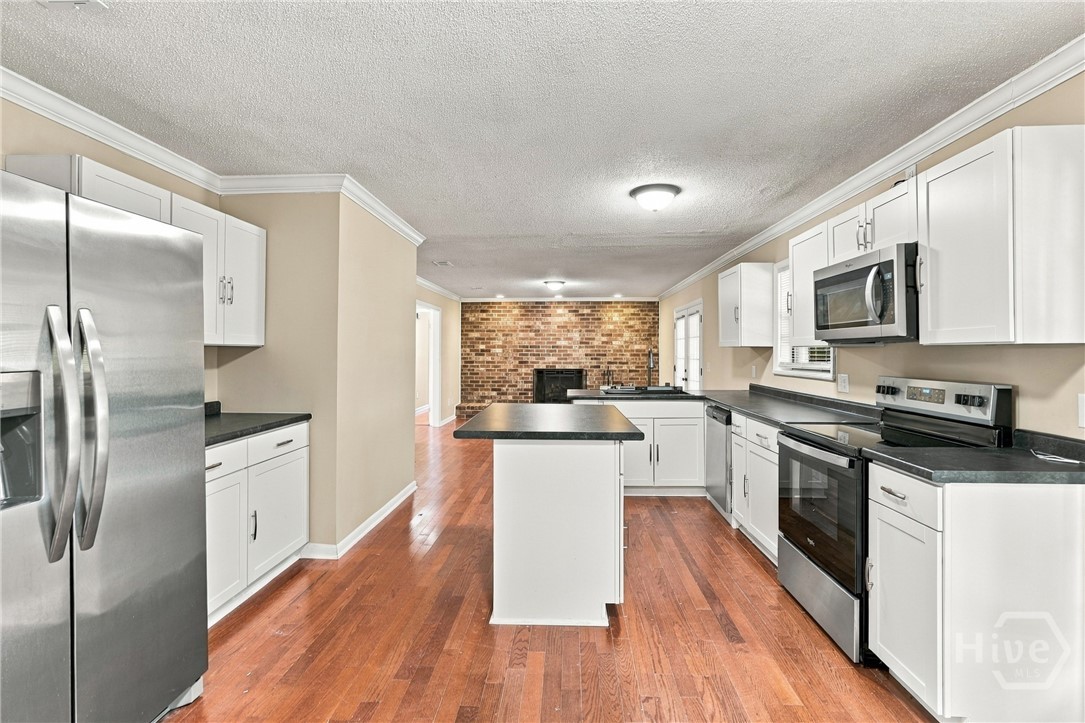 Photo 4 of Single family home for sale at 30 Buck Cir, Hinesville, GA 31313 | MLS# SA367296 | Listing updated on 2026-10-29