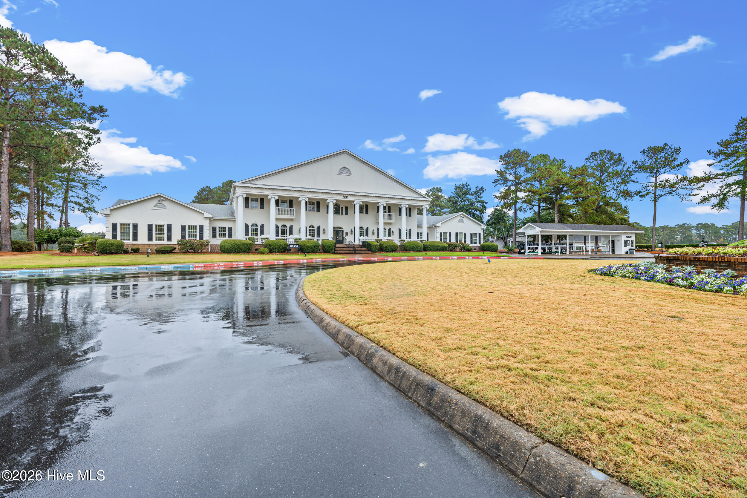 100565603 | Photo 13