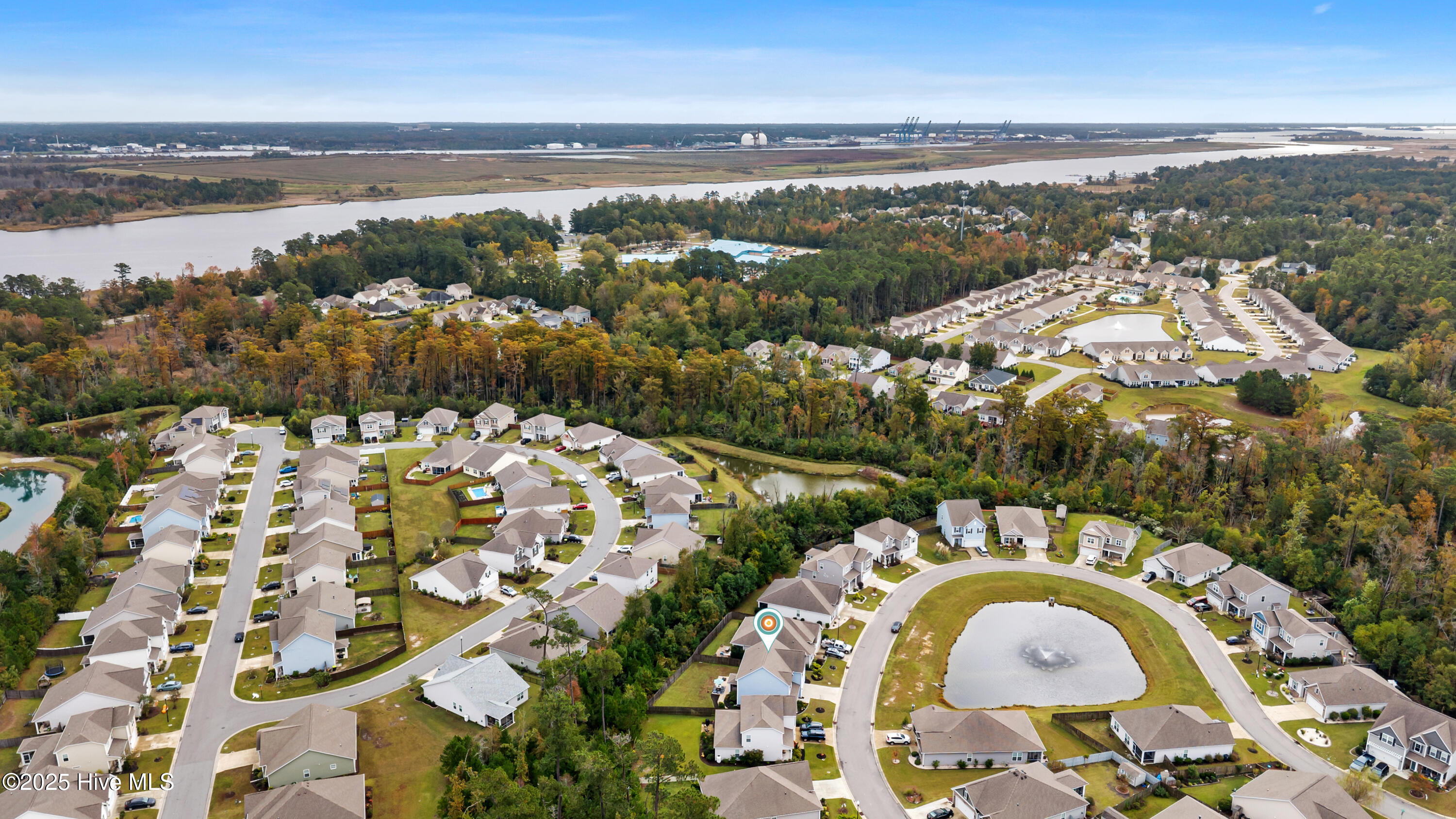 100539239 | Photo 36