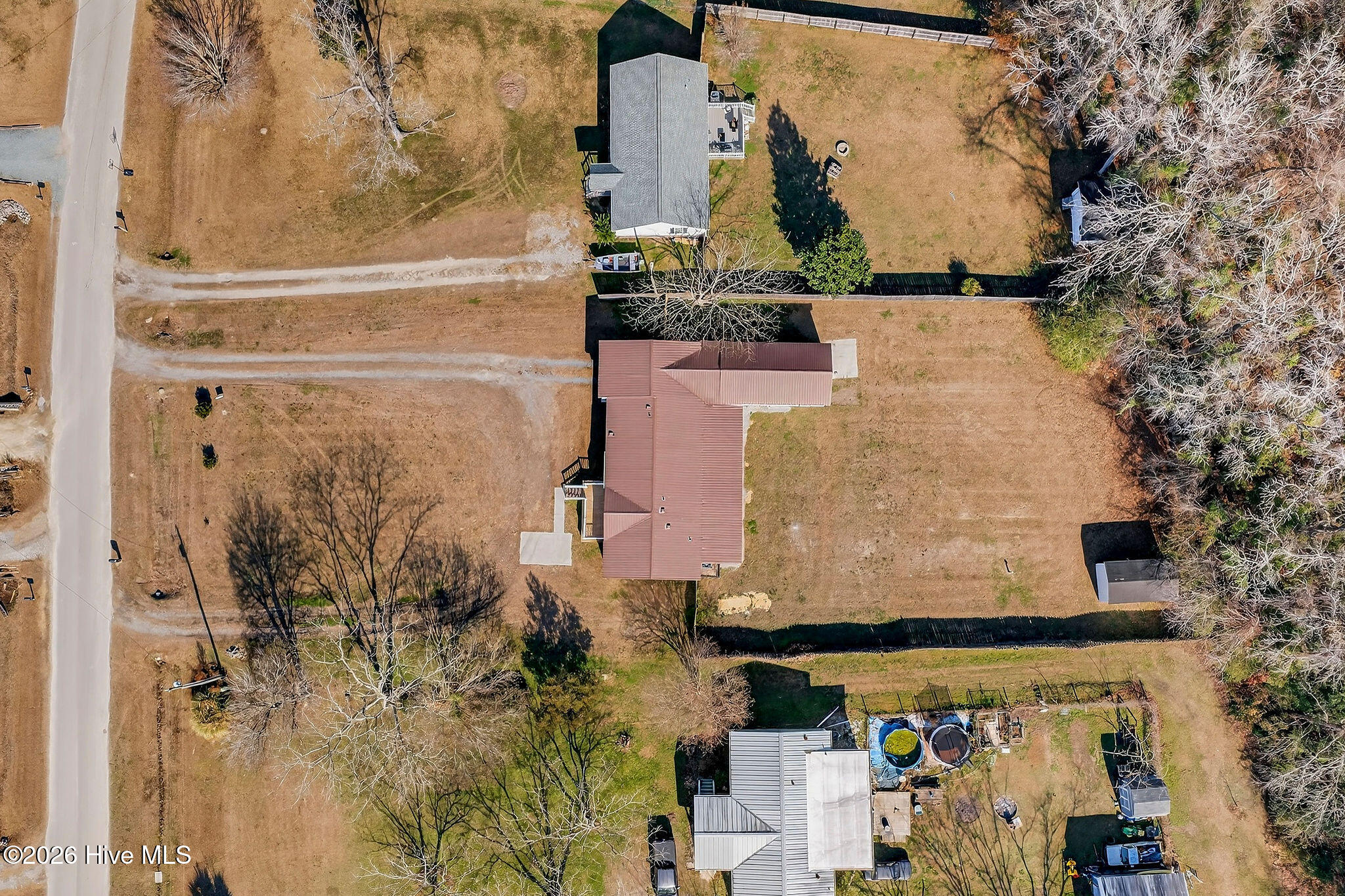 100548373 | Photo 45