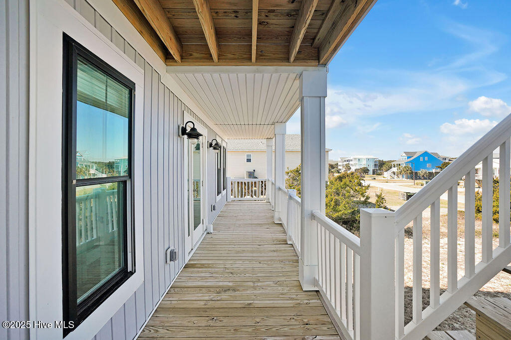 100541995 | Photo 27