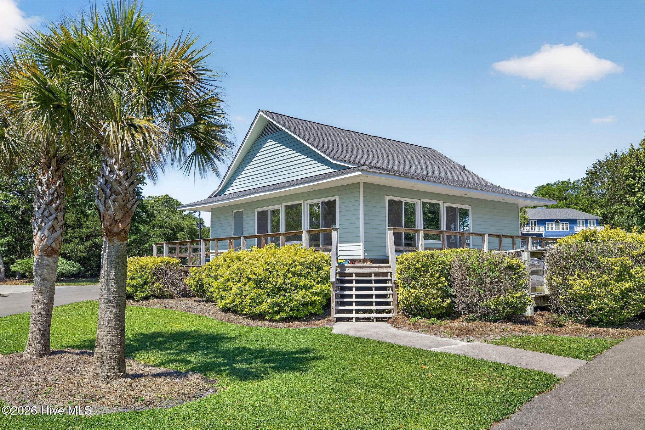 100570117 | Photo 59