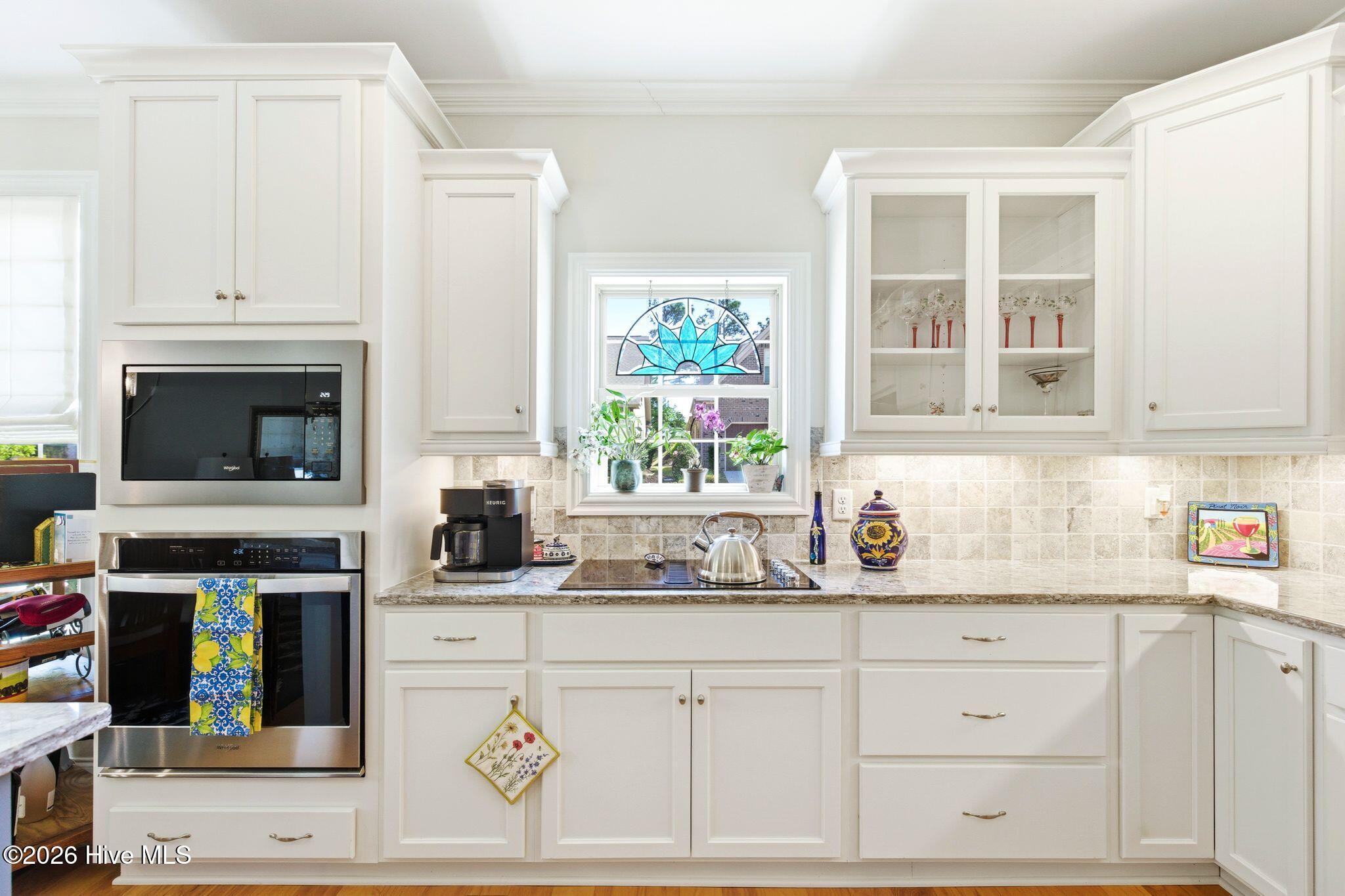 100564564 | Photo 12