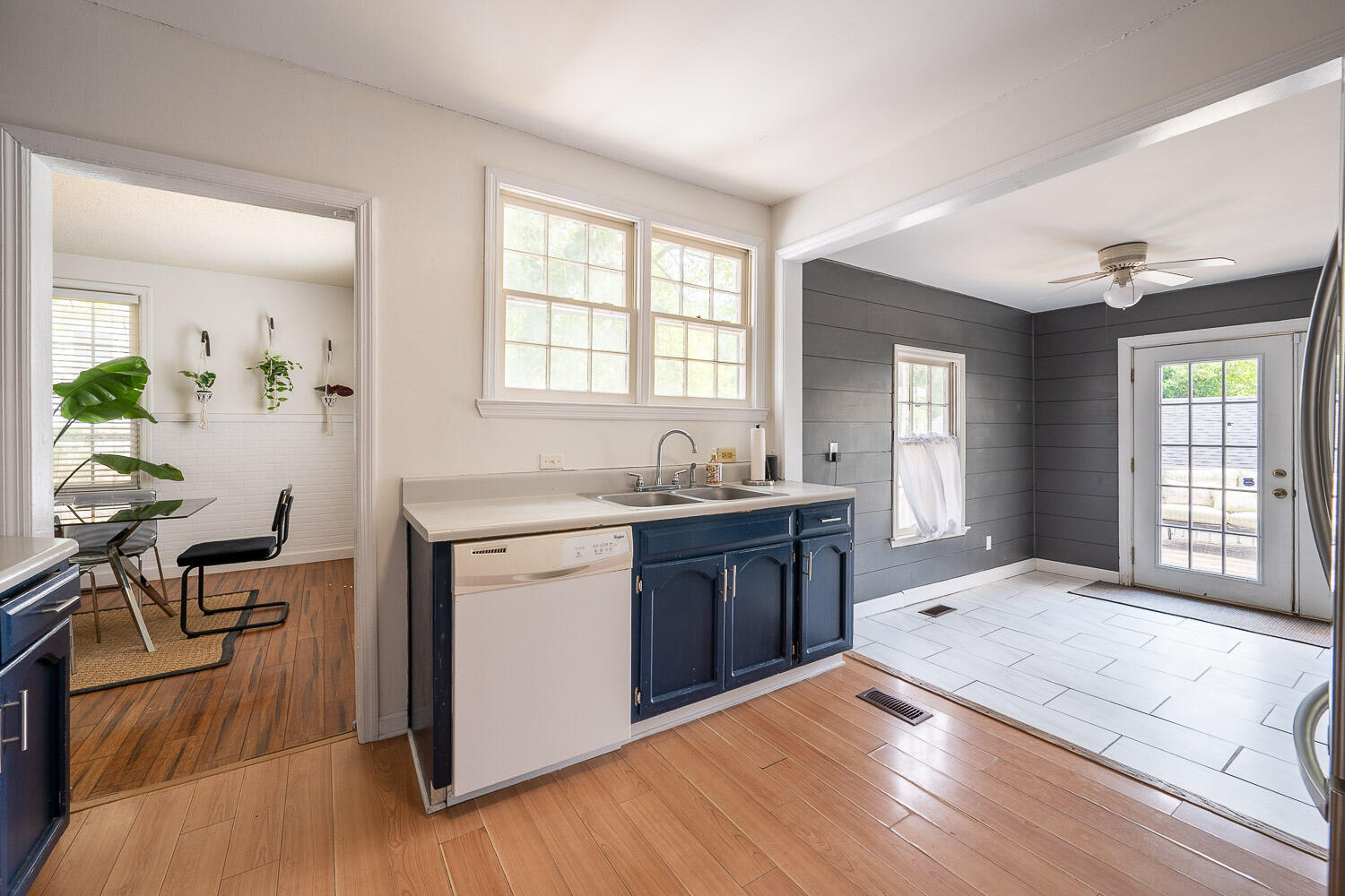 1752 Kissingbower-MLS-7