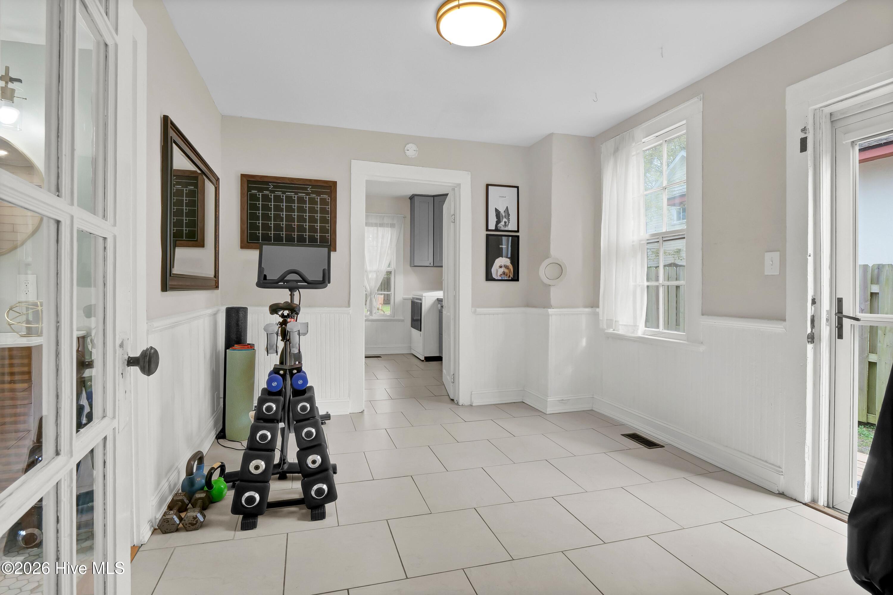 100562597 | Photo 13