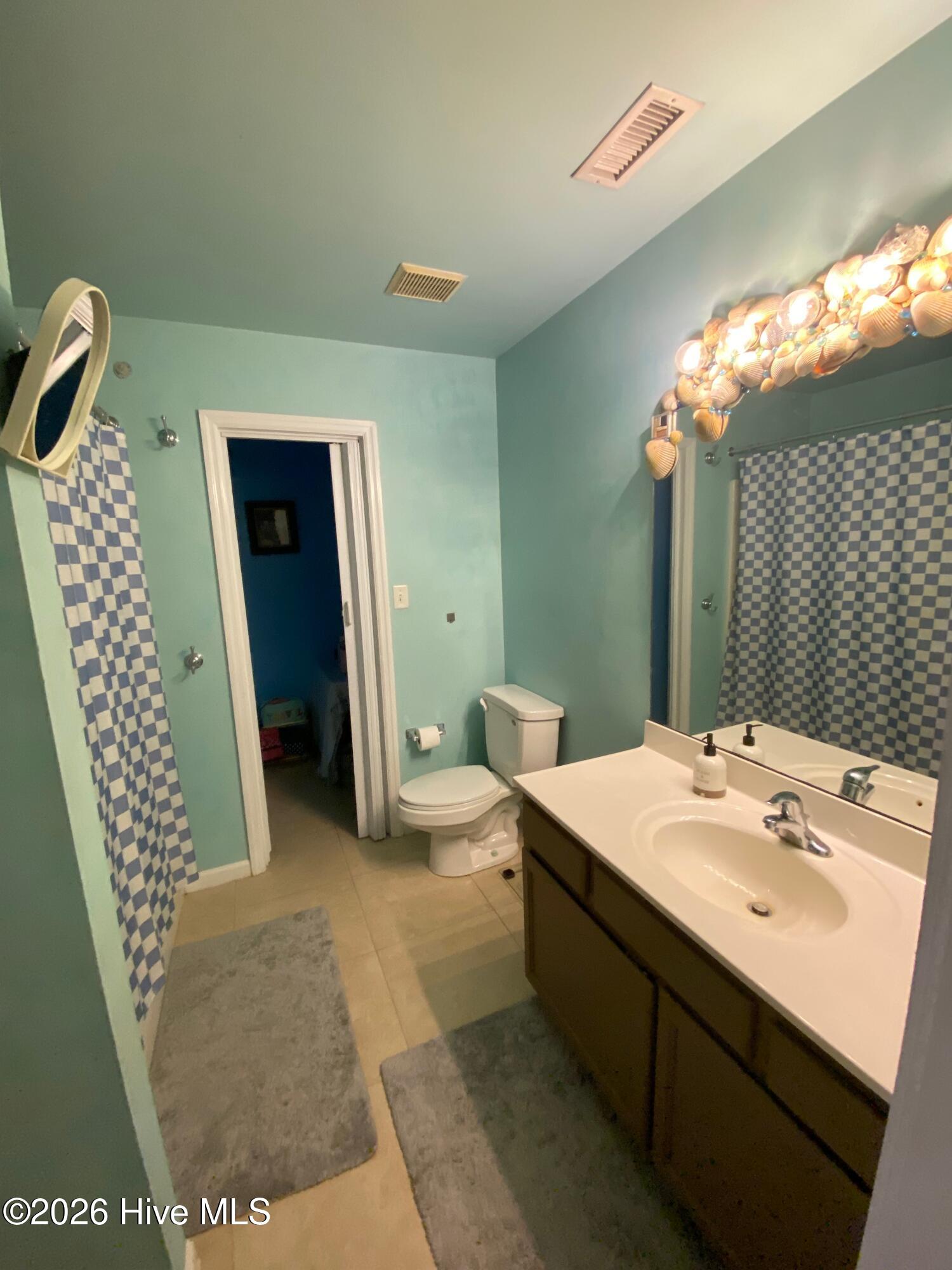 100555629 | Photo 26