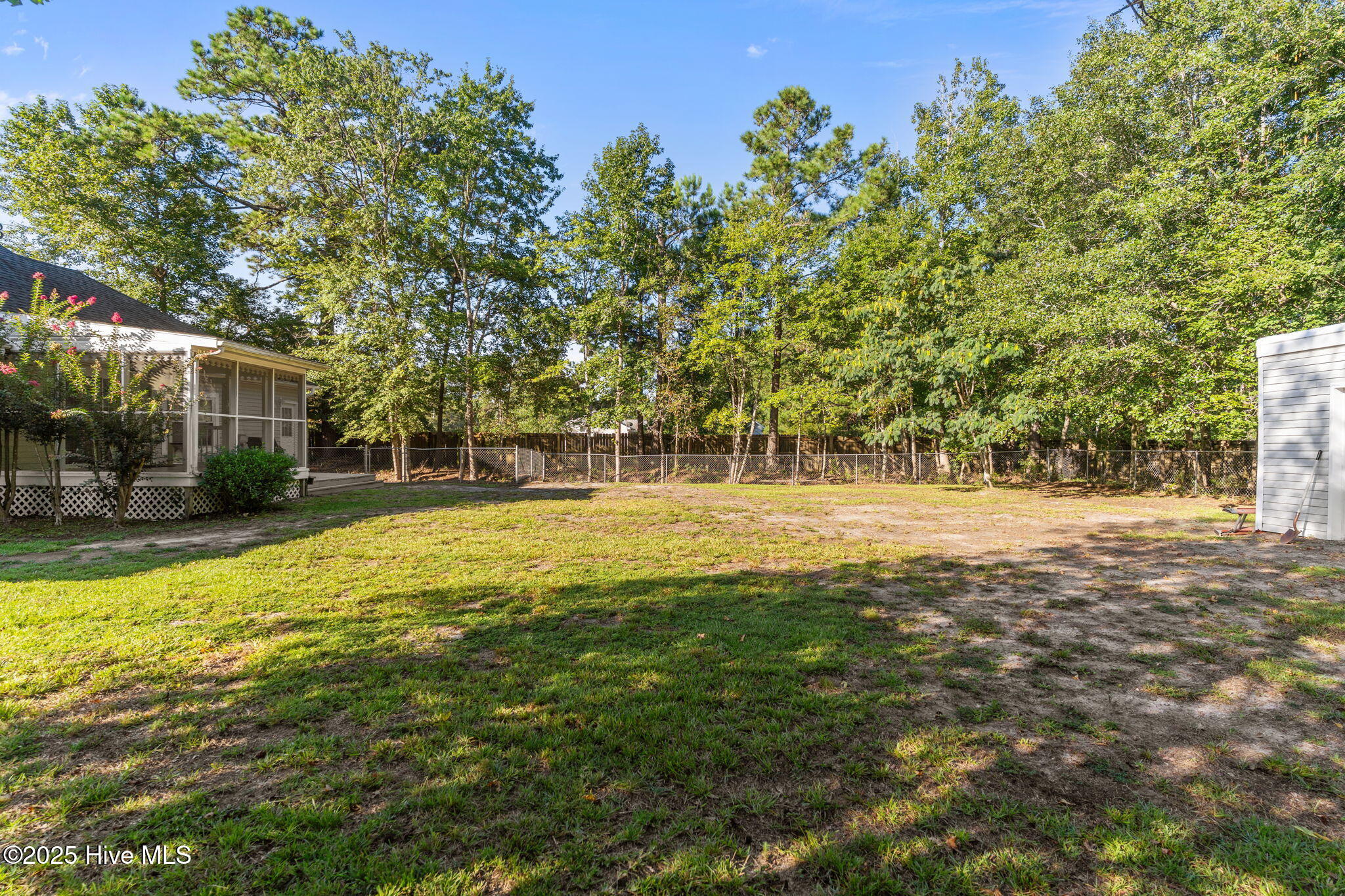 100527660 | Photo 39