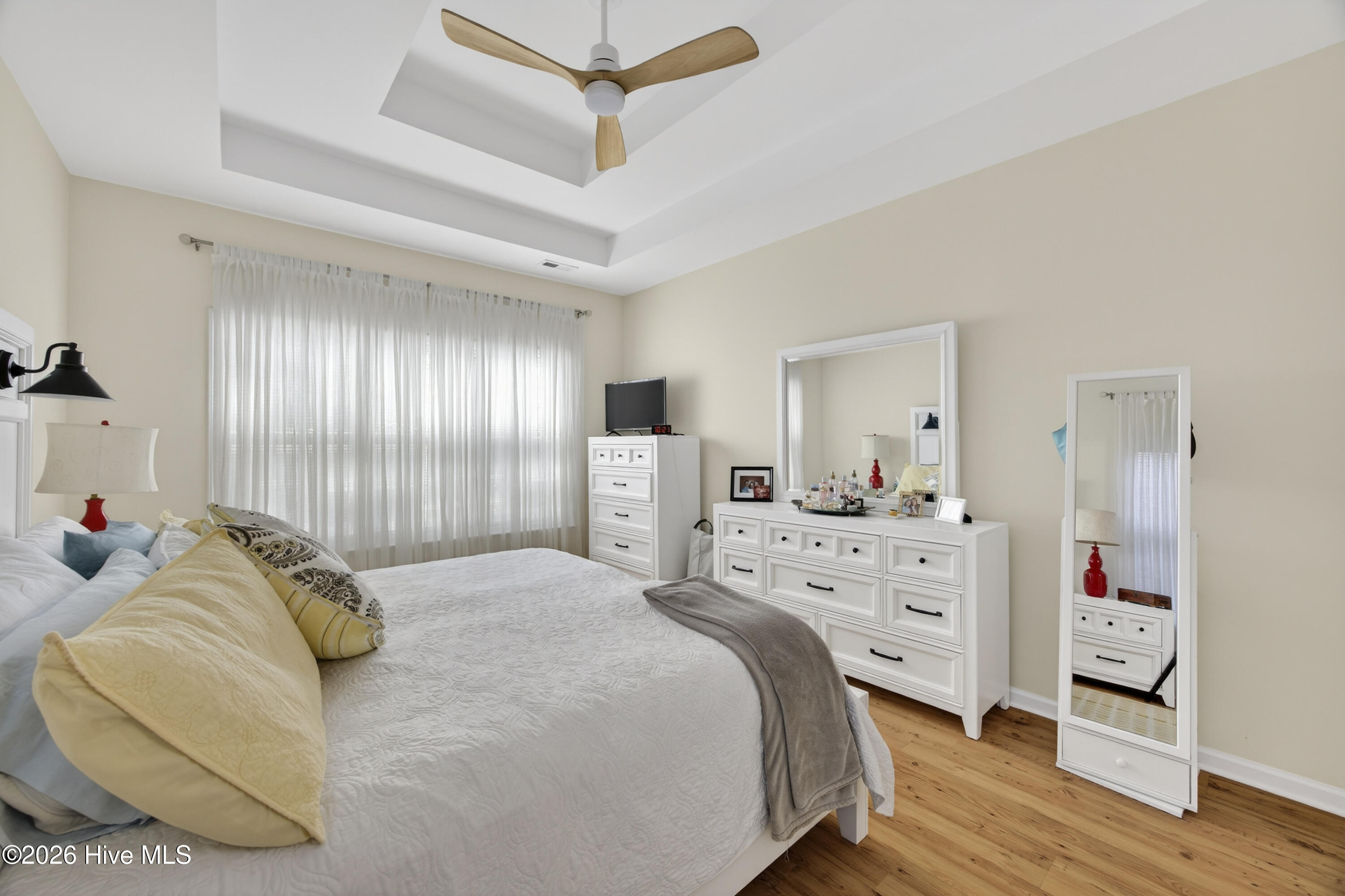 100560276 | Photo 16