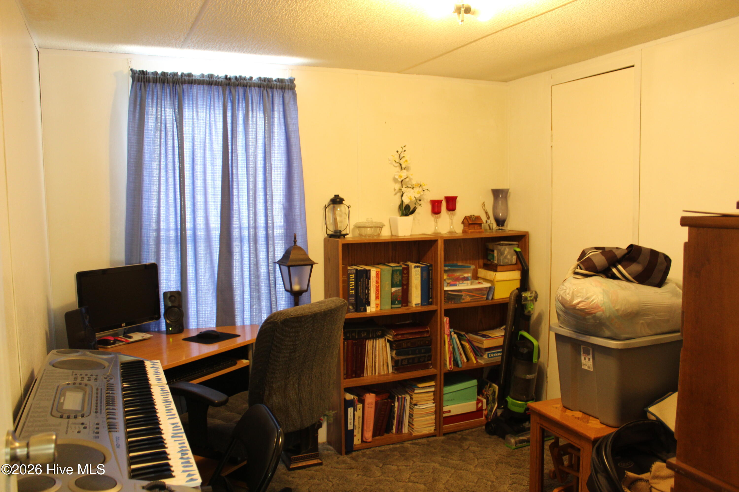 100527768 | Photo 20