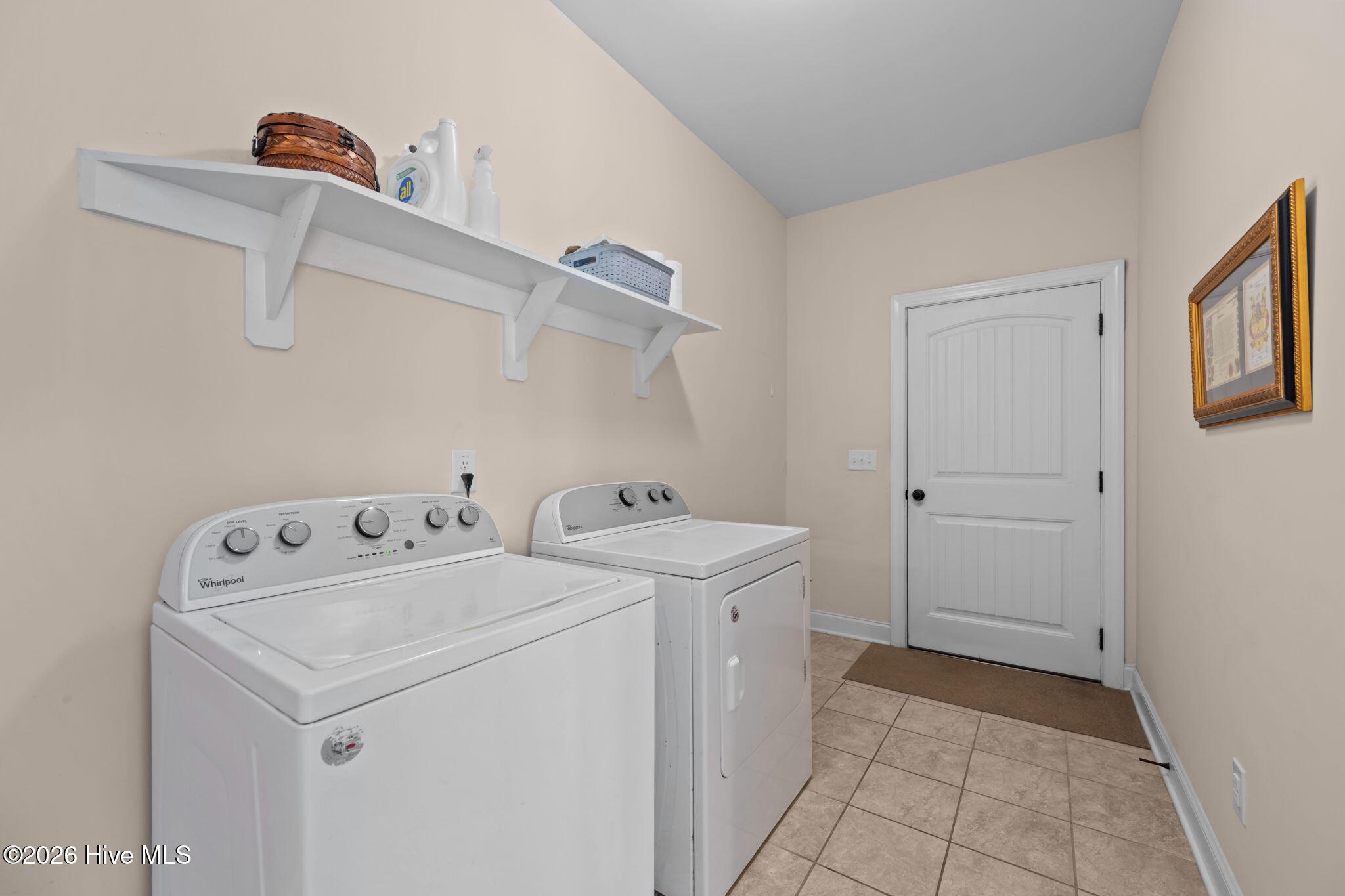 100556667 | Photo 21