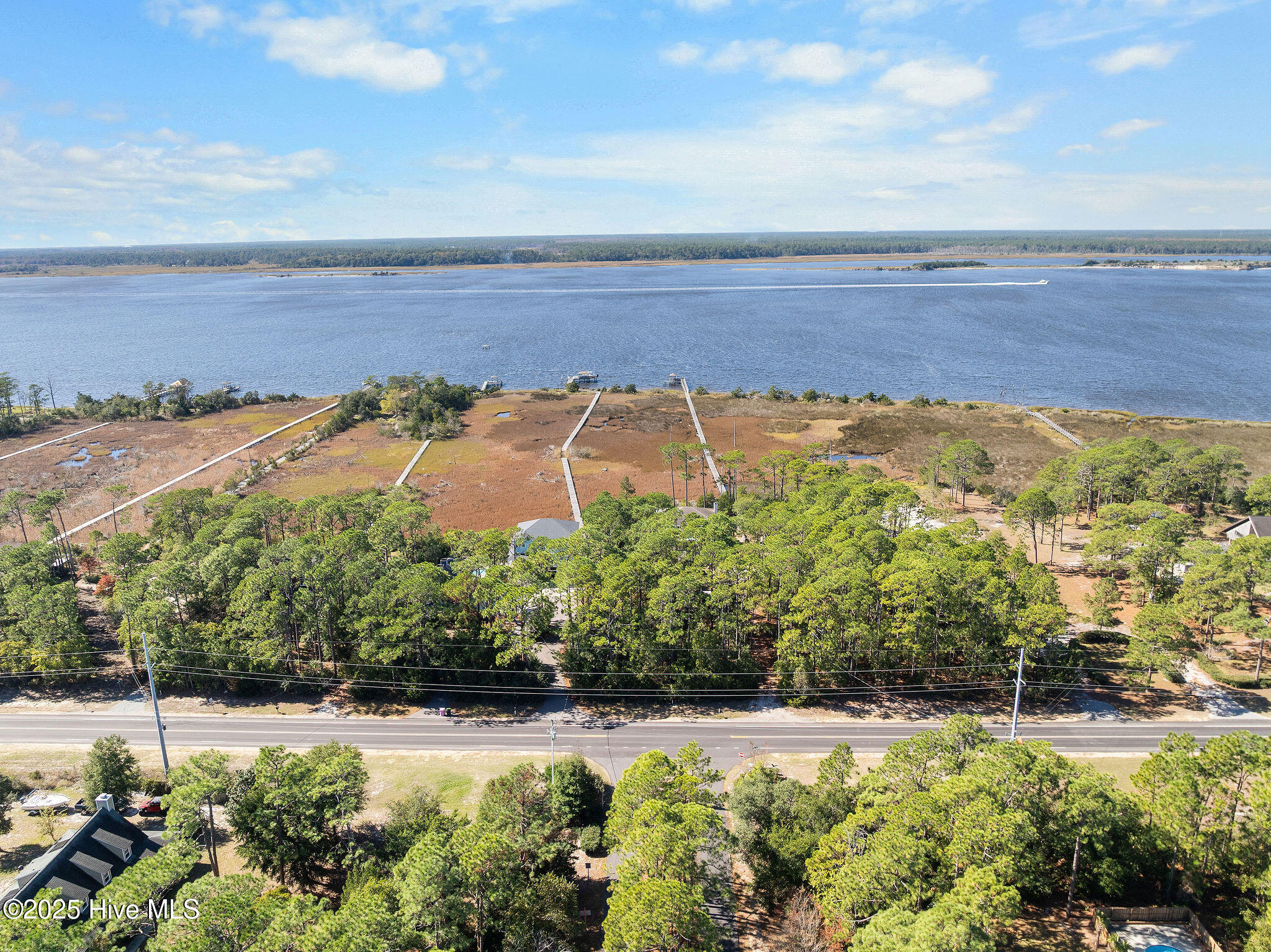 100565537 | Photo 28