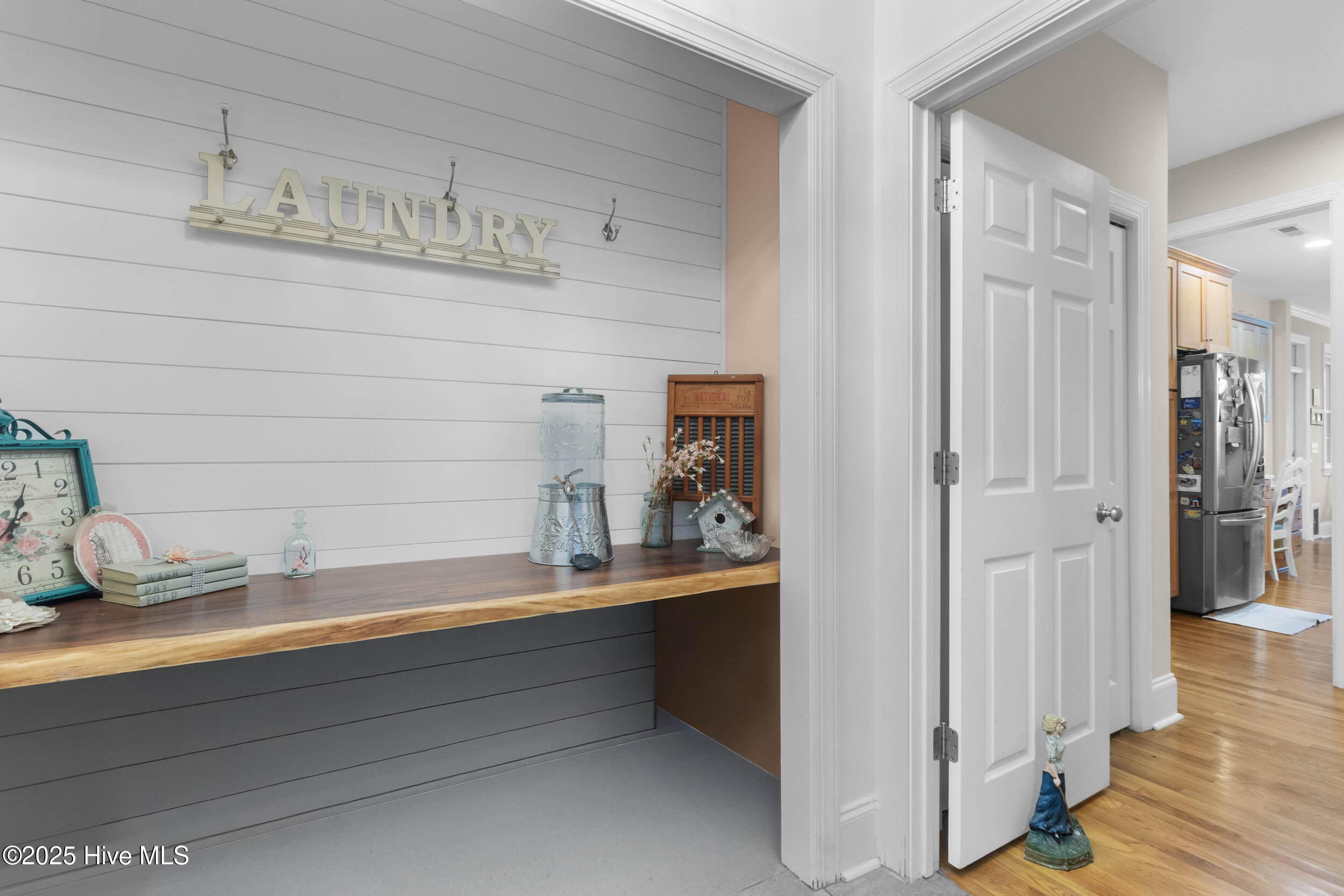 100536659 | Photo 23