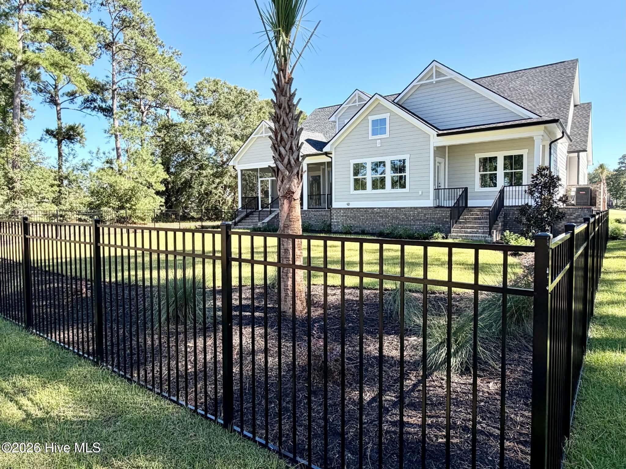 Photo 1 of Single family home for sale at 550 Glenburnie St Nw, Calabash, NC 28467 | MLS# 100598708 | Listing updated on 2026-10-05