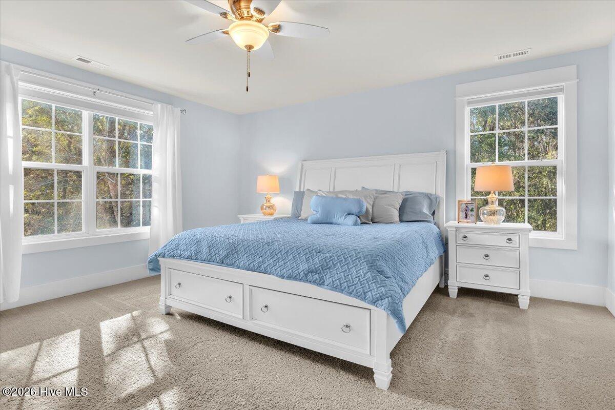 100551826 | Photo 44