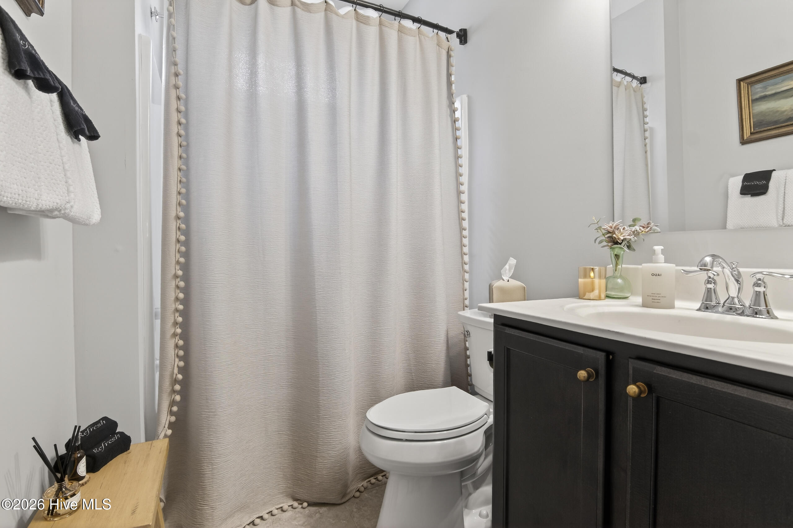 100565321 | Photo 27