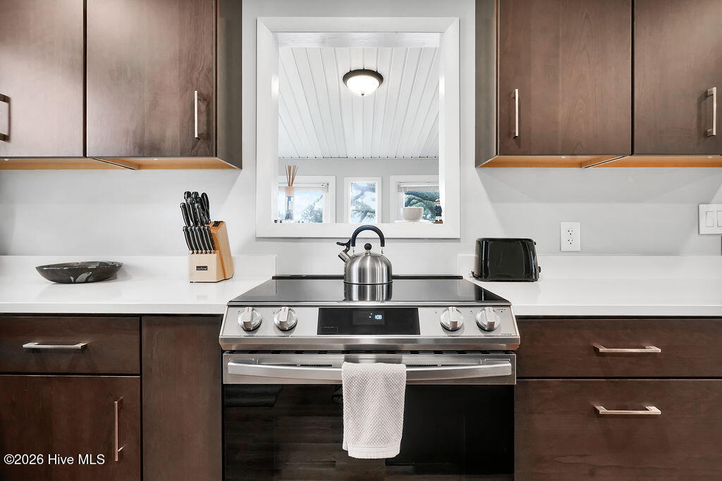 100559547 | Photo 14