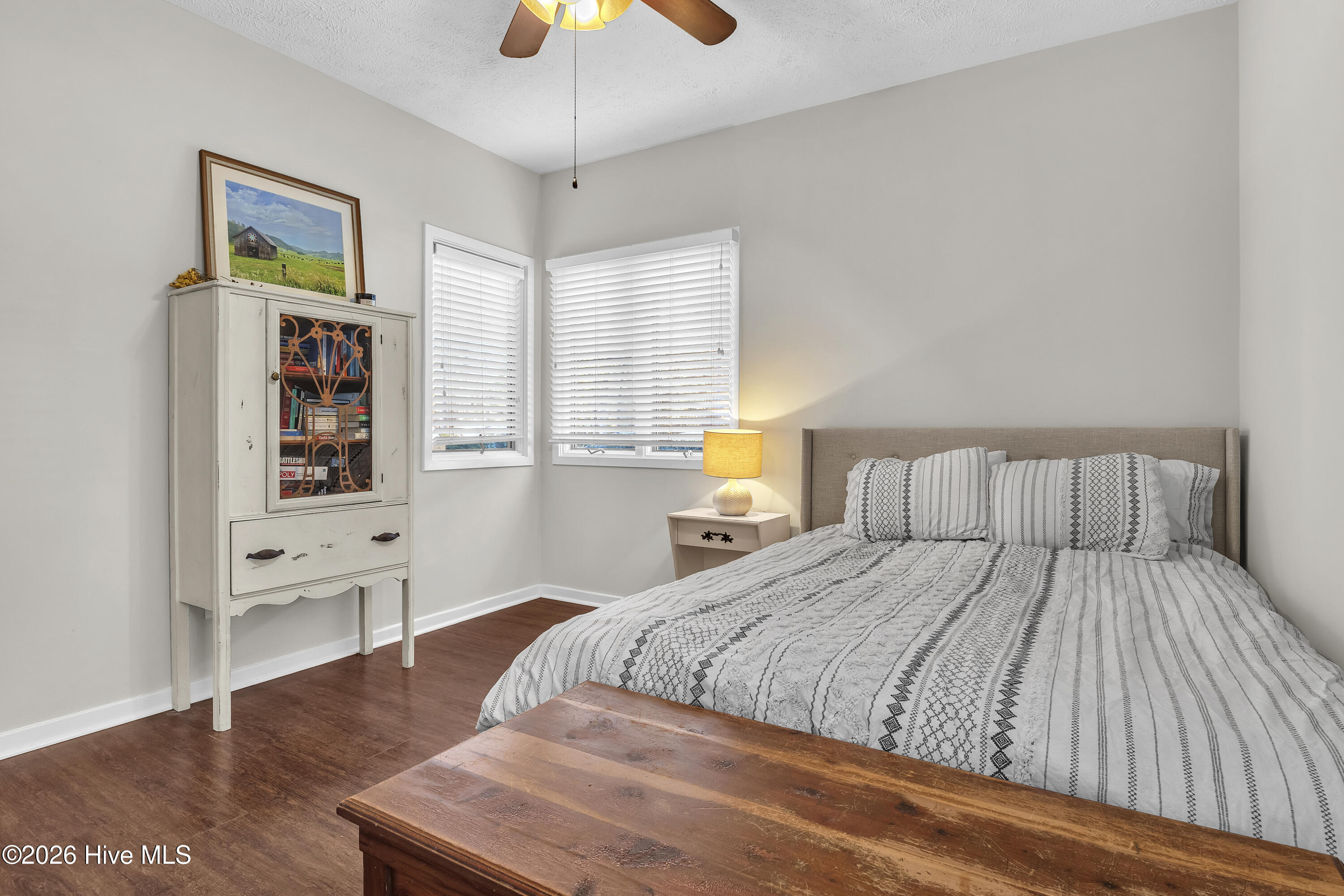 100547351 | Photo 17