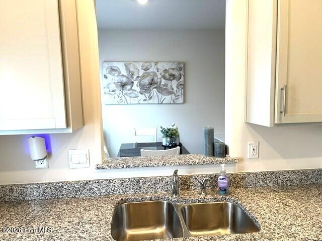 Kitchen to Dining Room